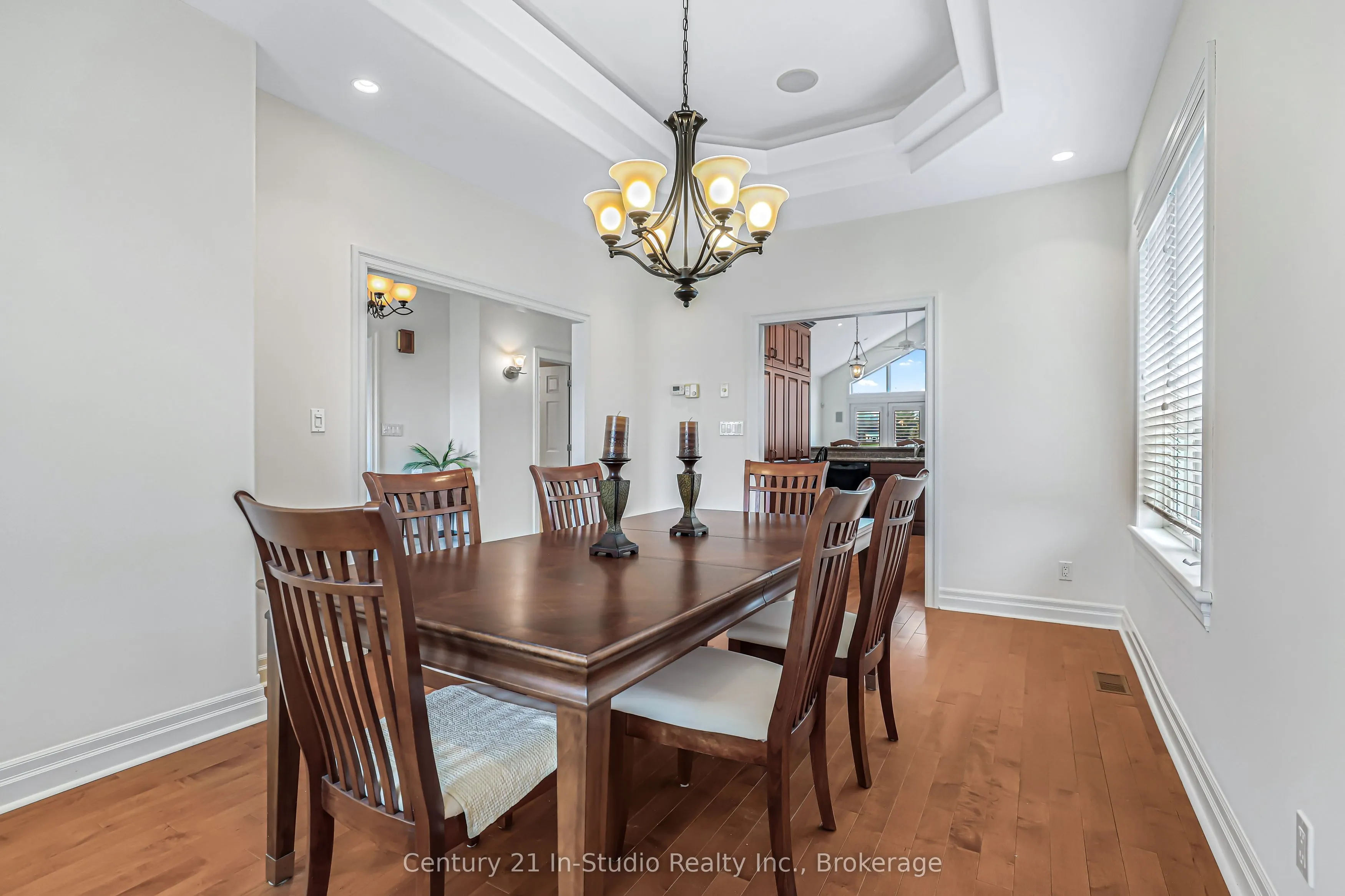 6 Glen Abbey Court