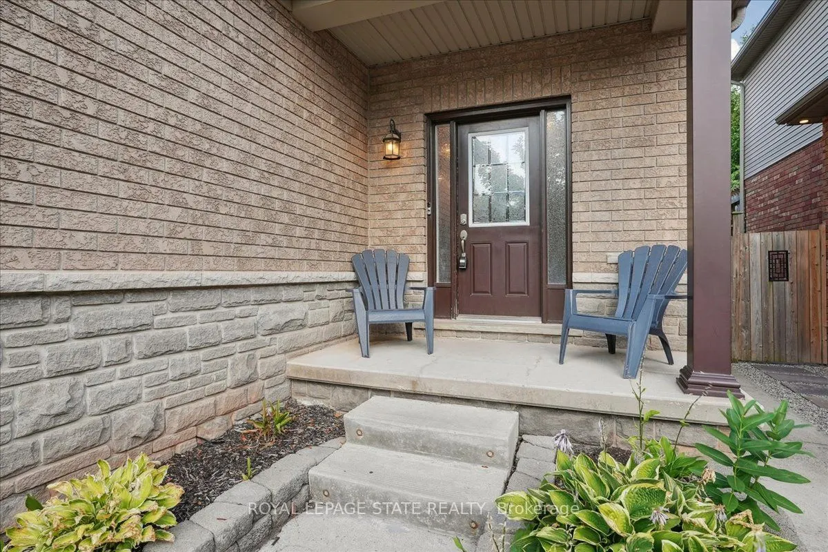 95 Hemlock Way