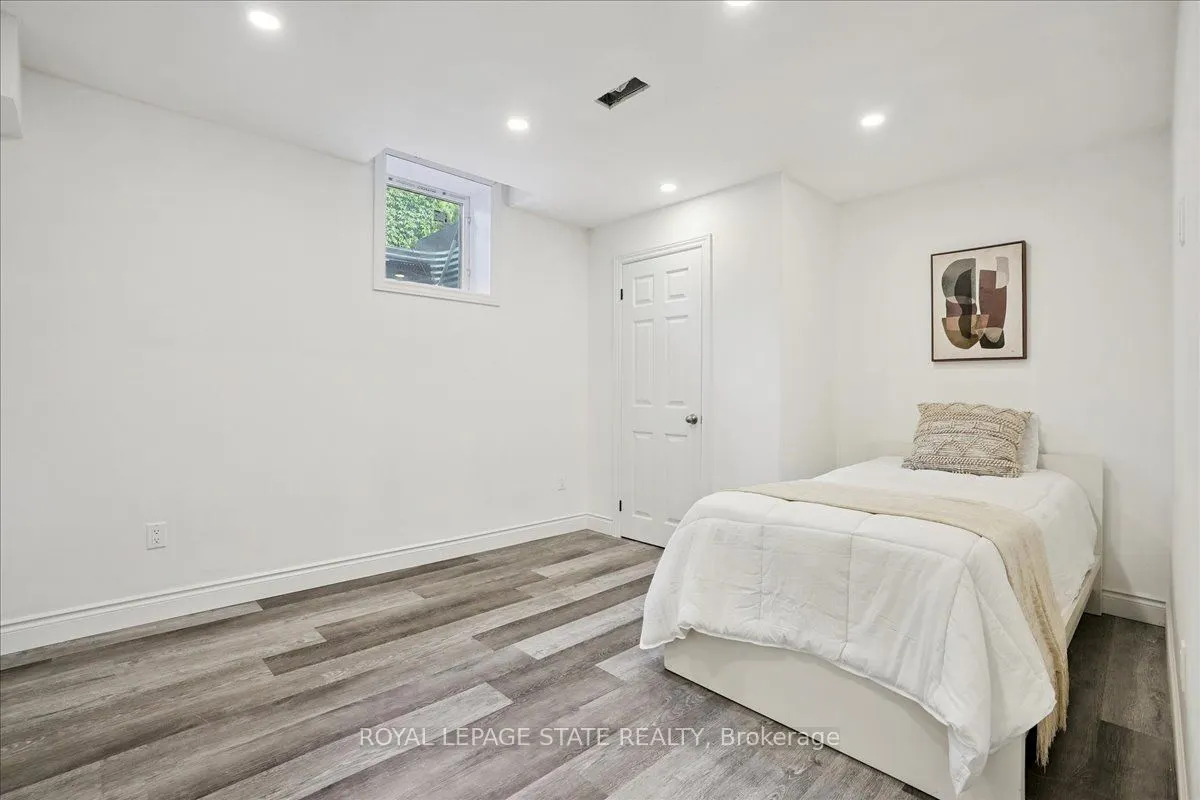 95 Hemlock Way