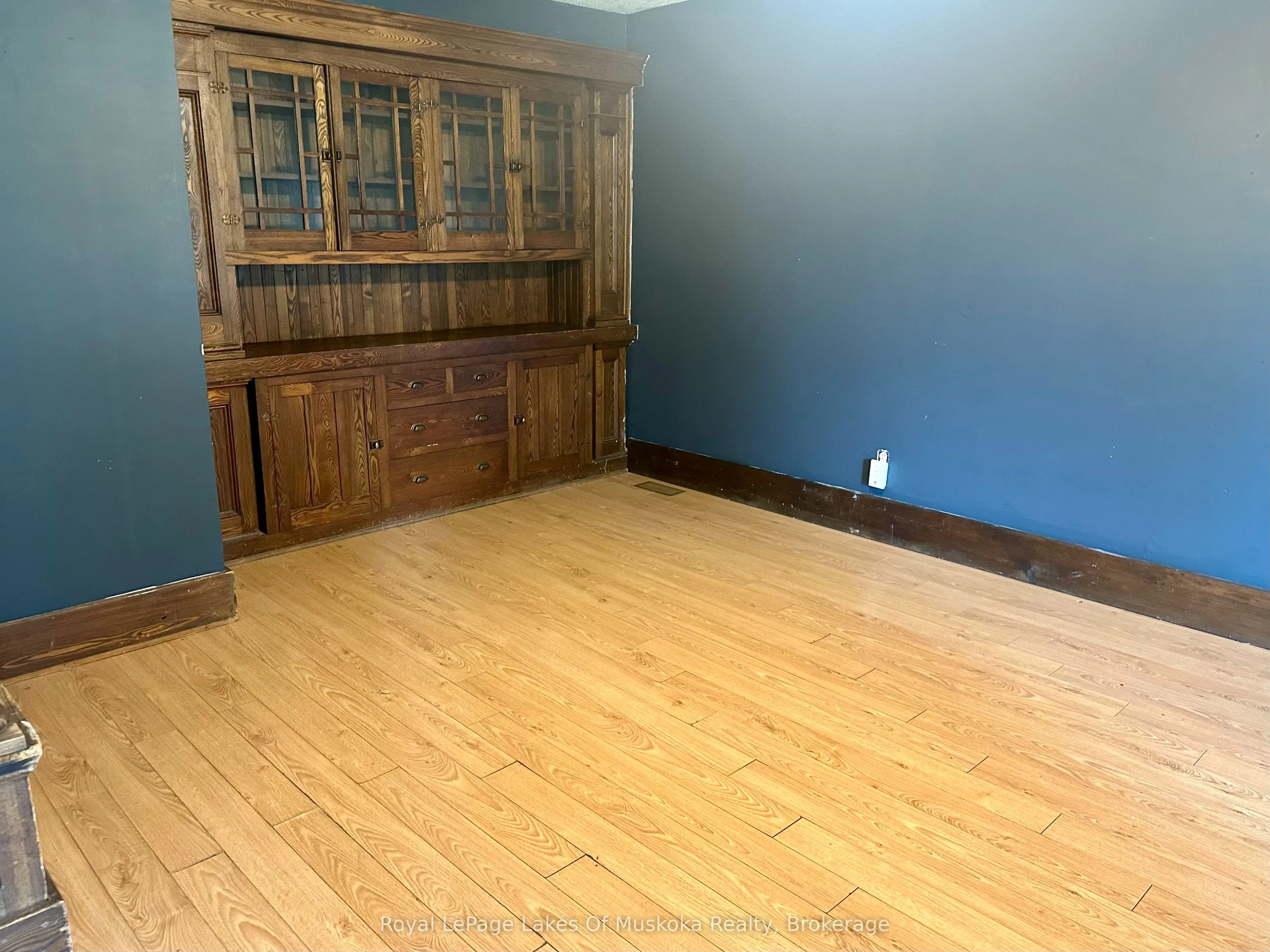 111 Ontario Street