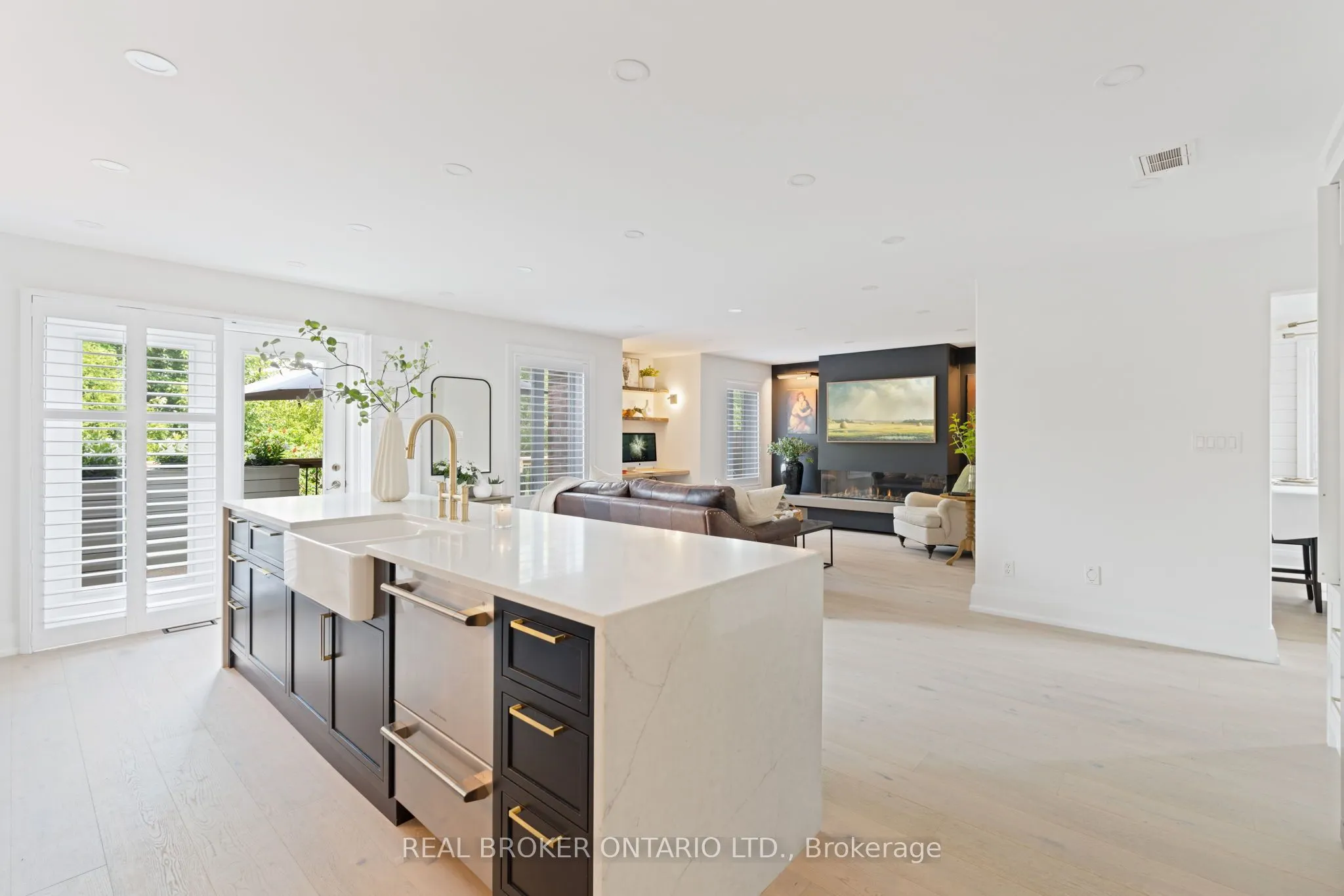 17 Coutts Court