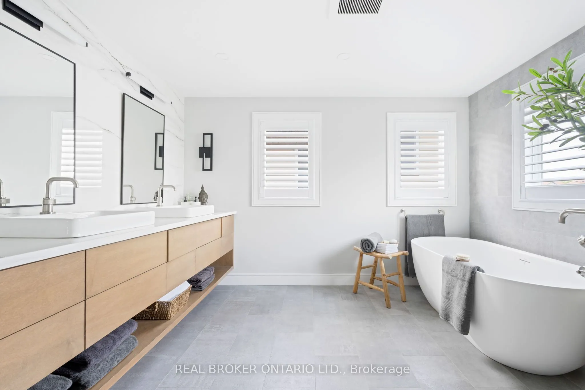 17 Coutts Court