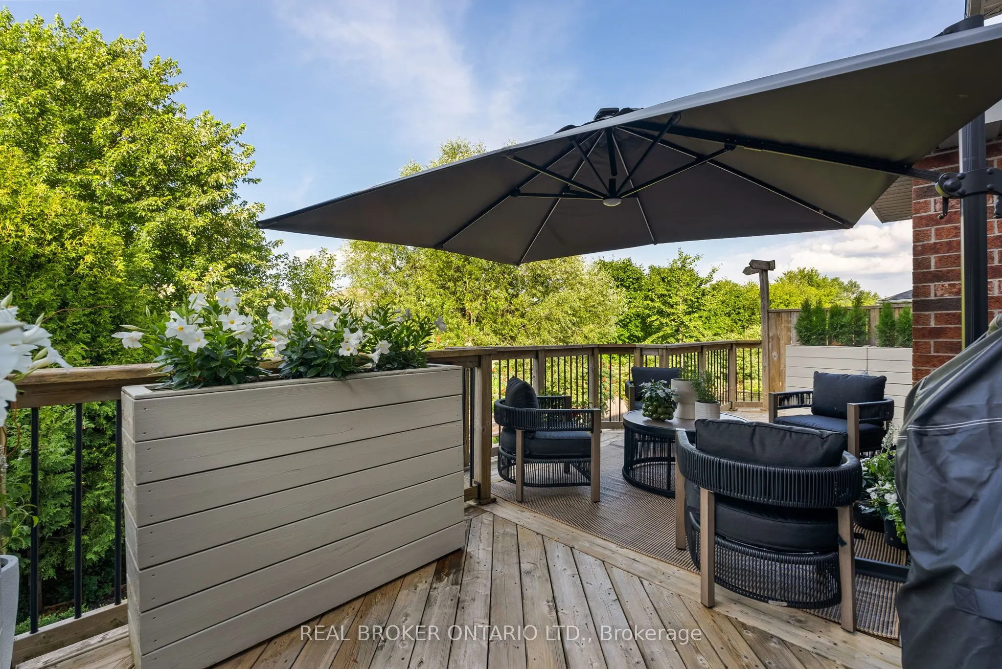 17 Coutts Court