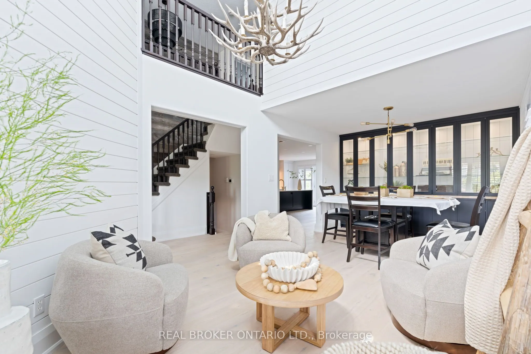 17 Coutts Court