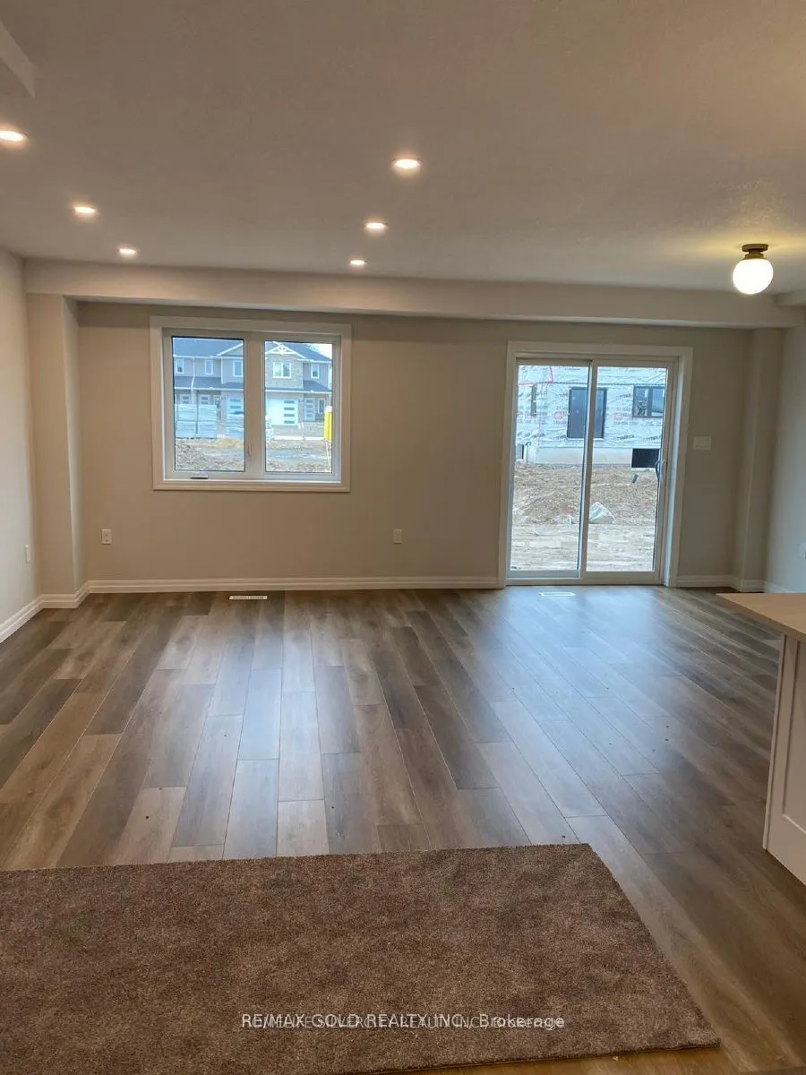 29 Trailside Drive