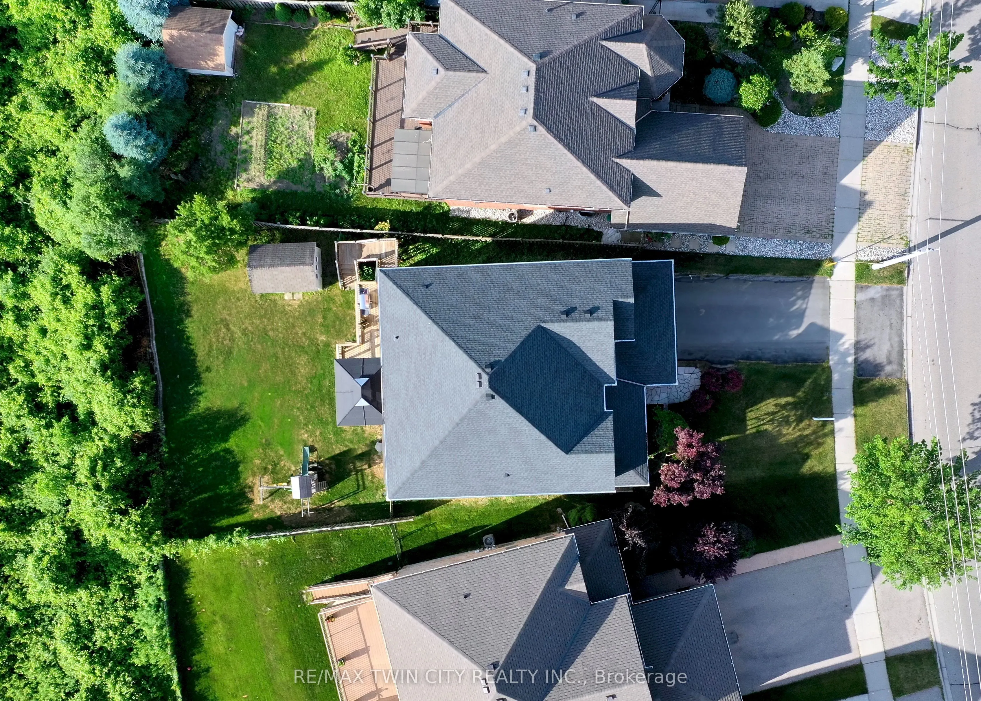 433 DOON SOUTH Drive
