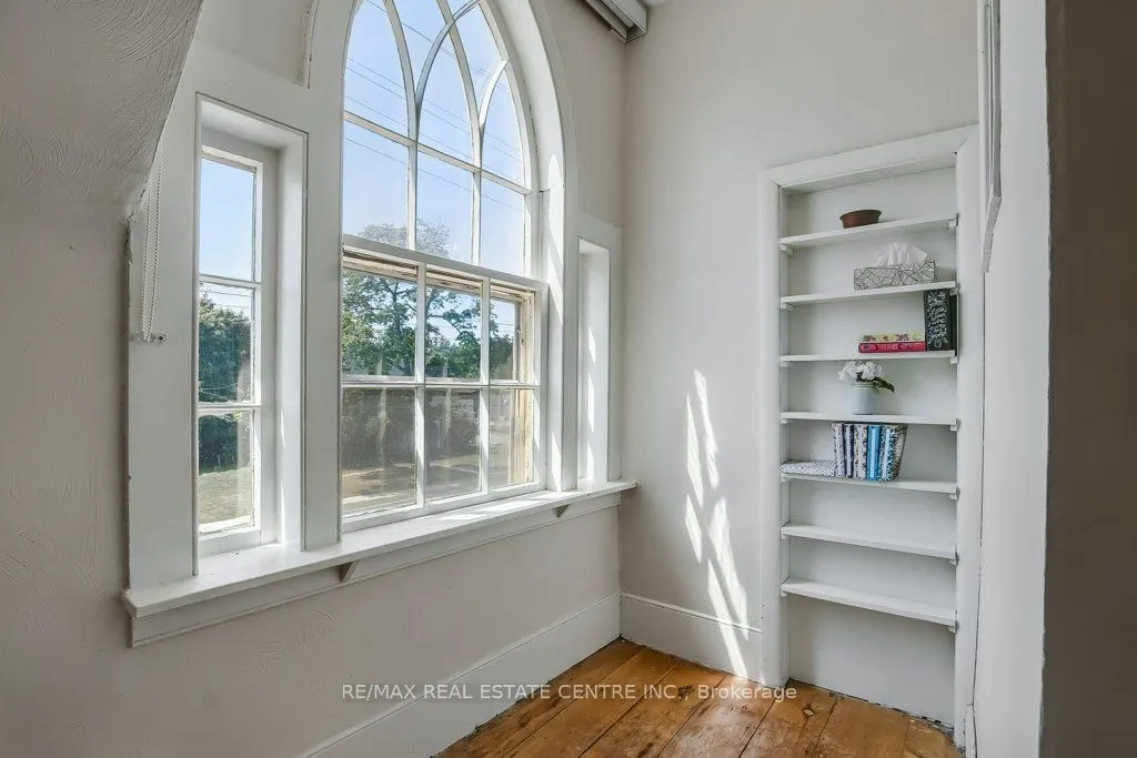4225 Fly Road