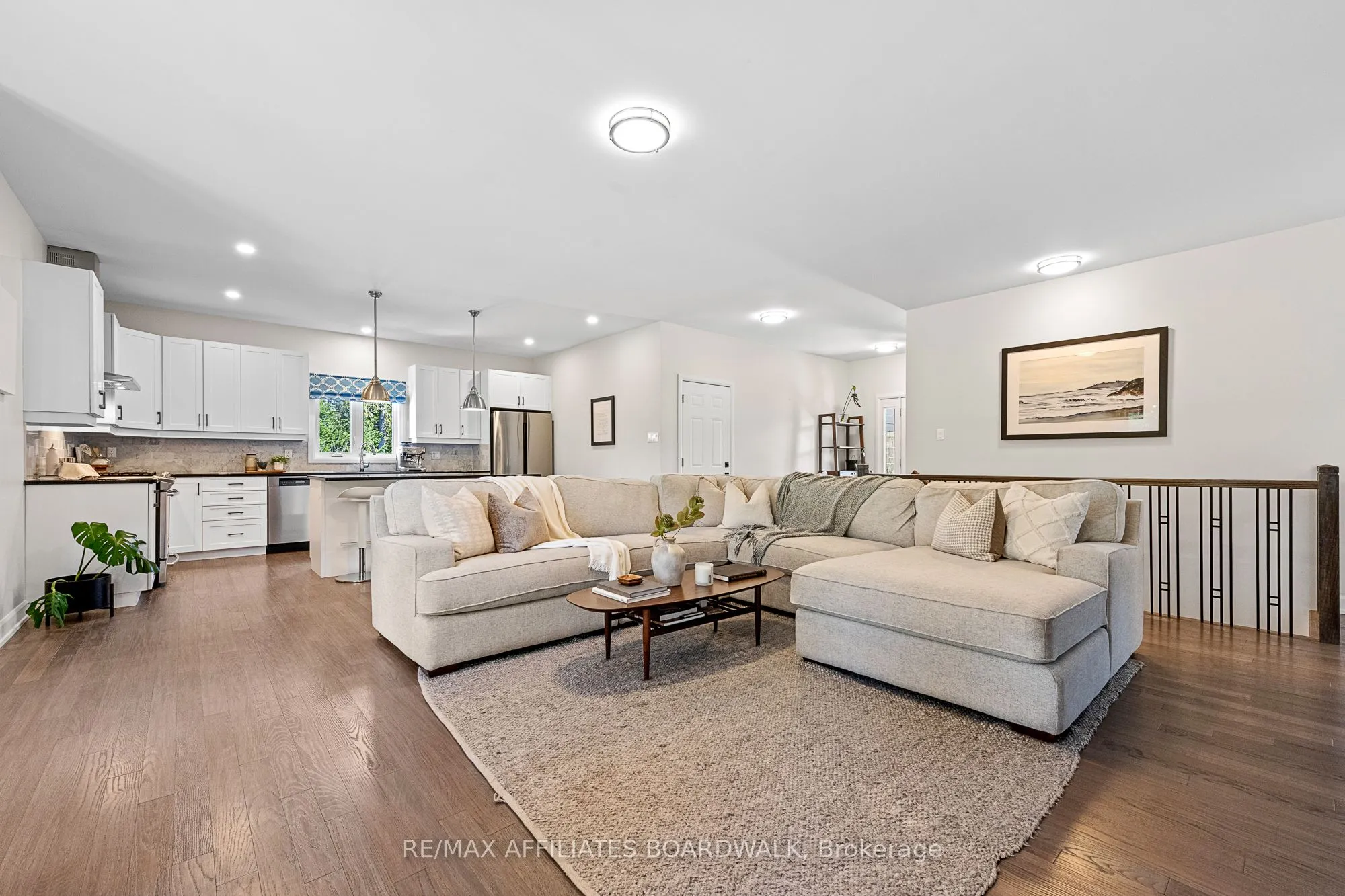 400 Cinnamon Crescent