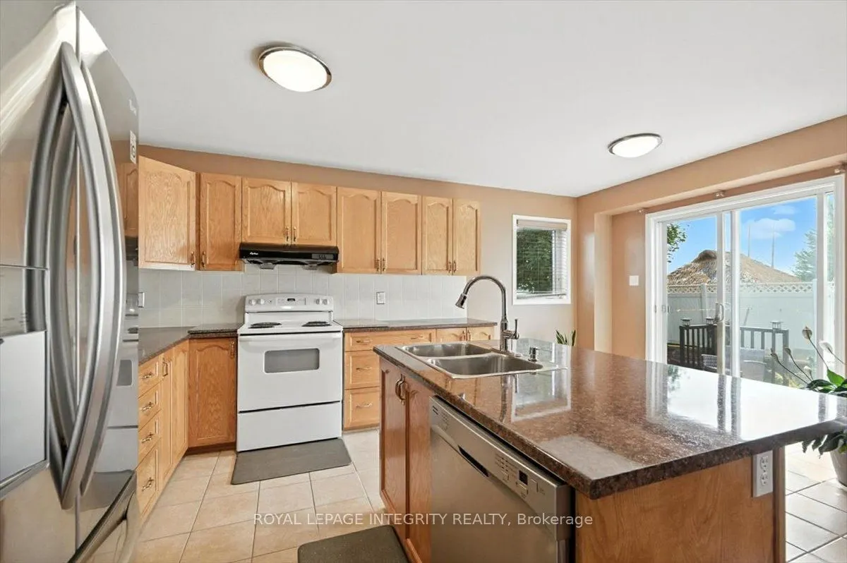636 Aquaview Drive