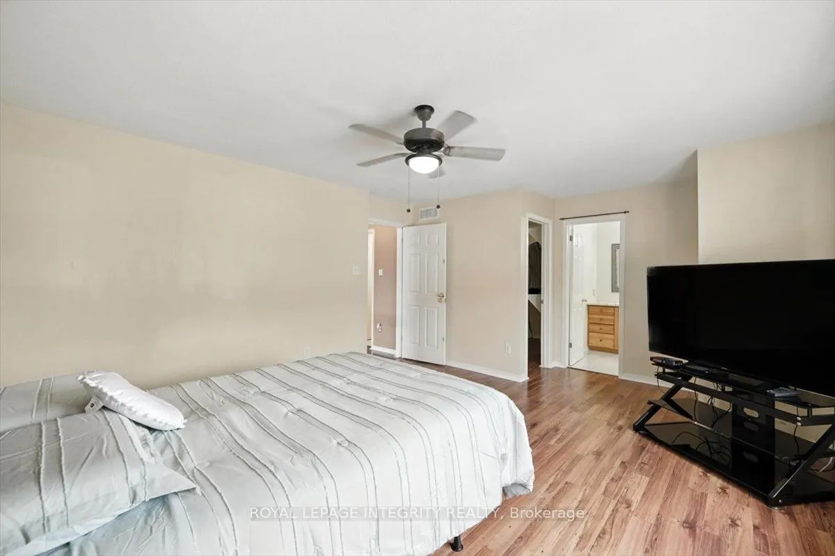 636 Aquaview Drive