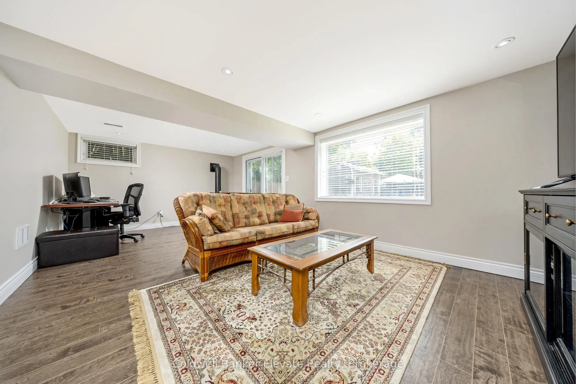 3 Lorne Street
