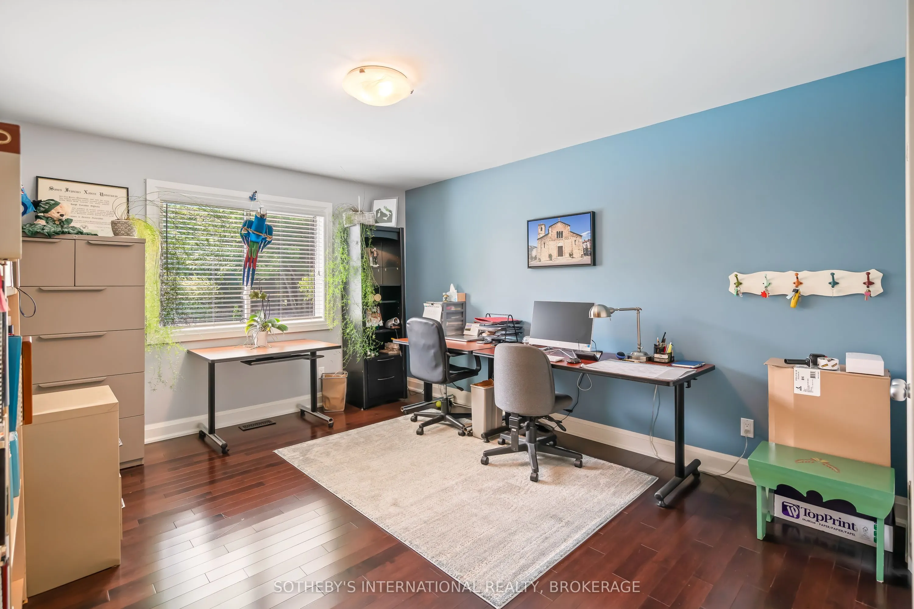 8548 Forestview Boulevard