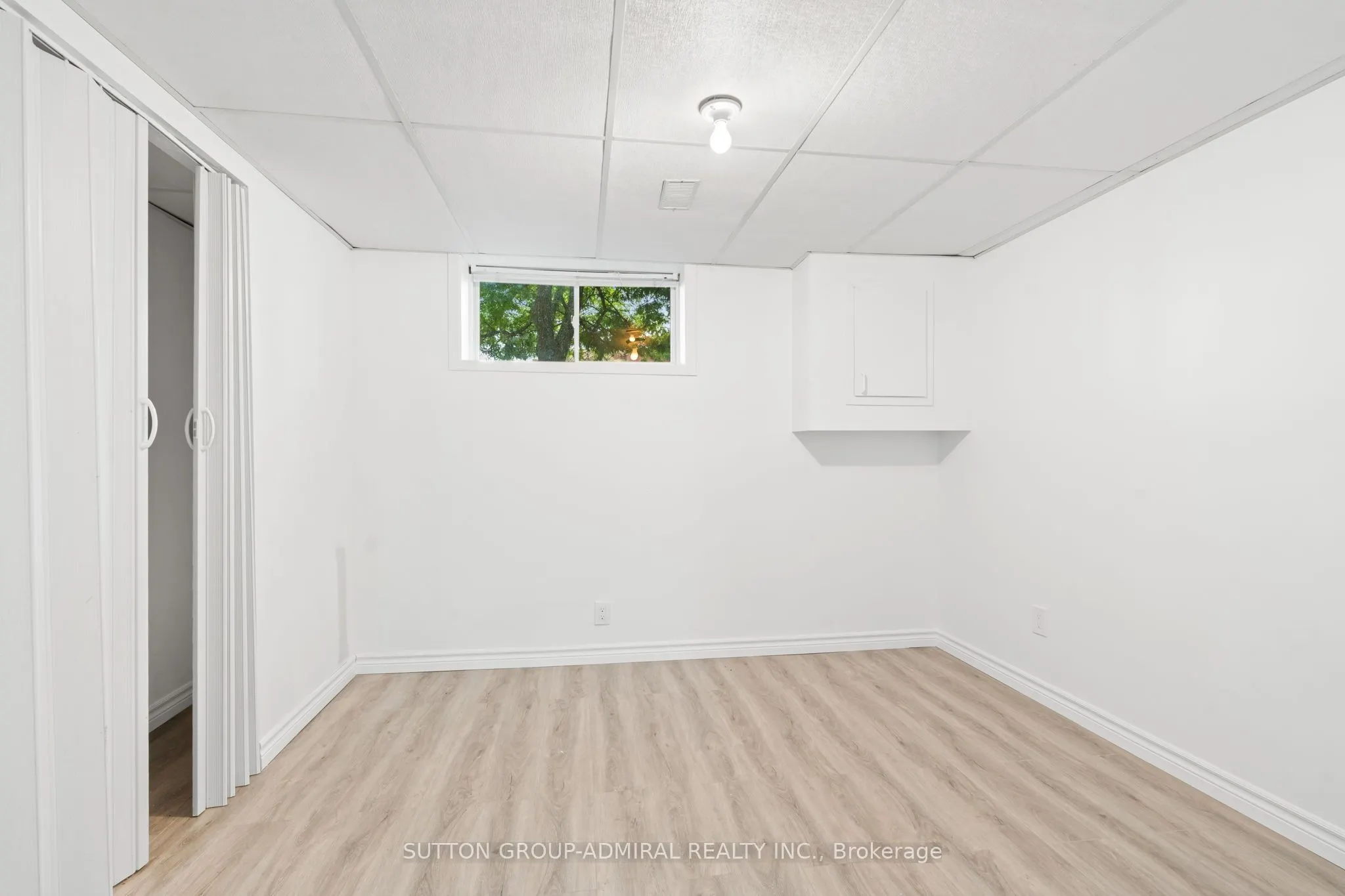 821 Bridle Path Crescent