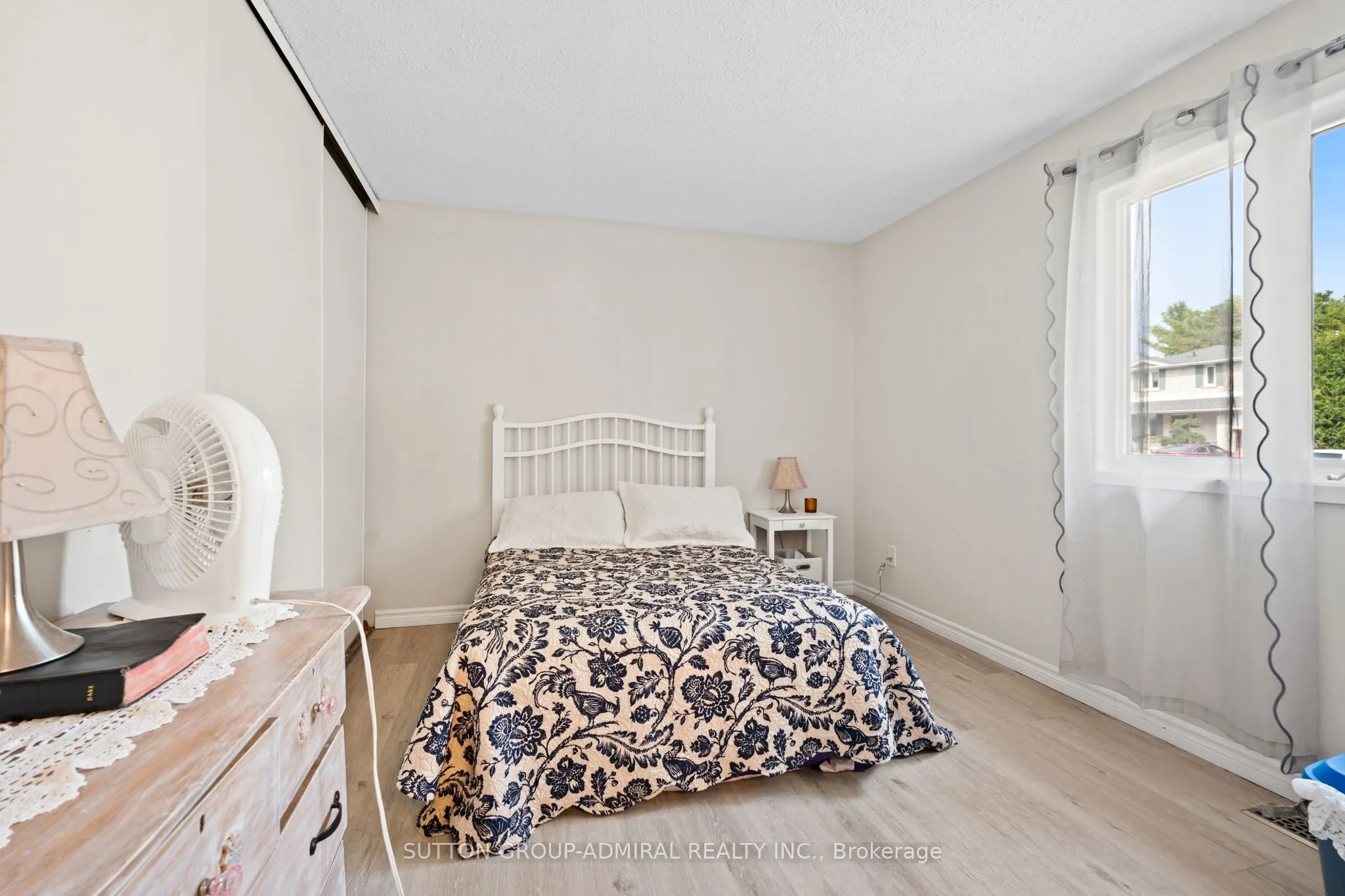 821 Bridle Path Crescent
