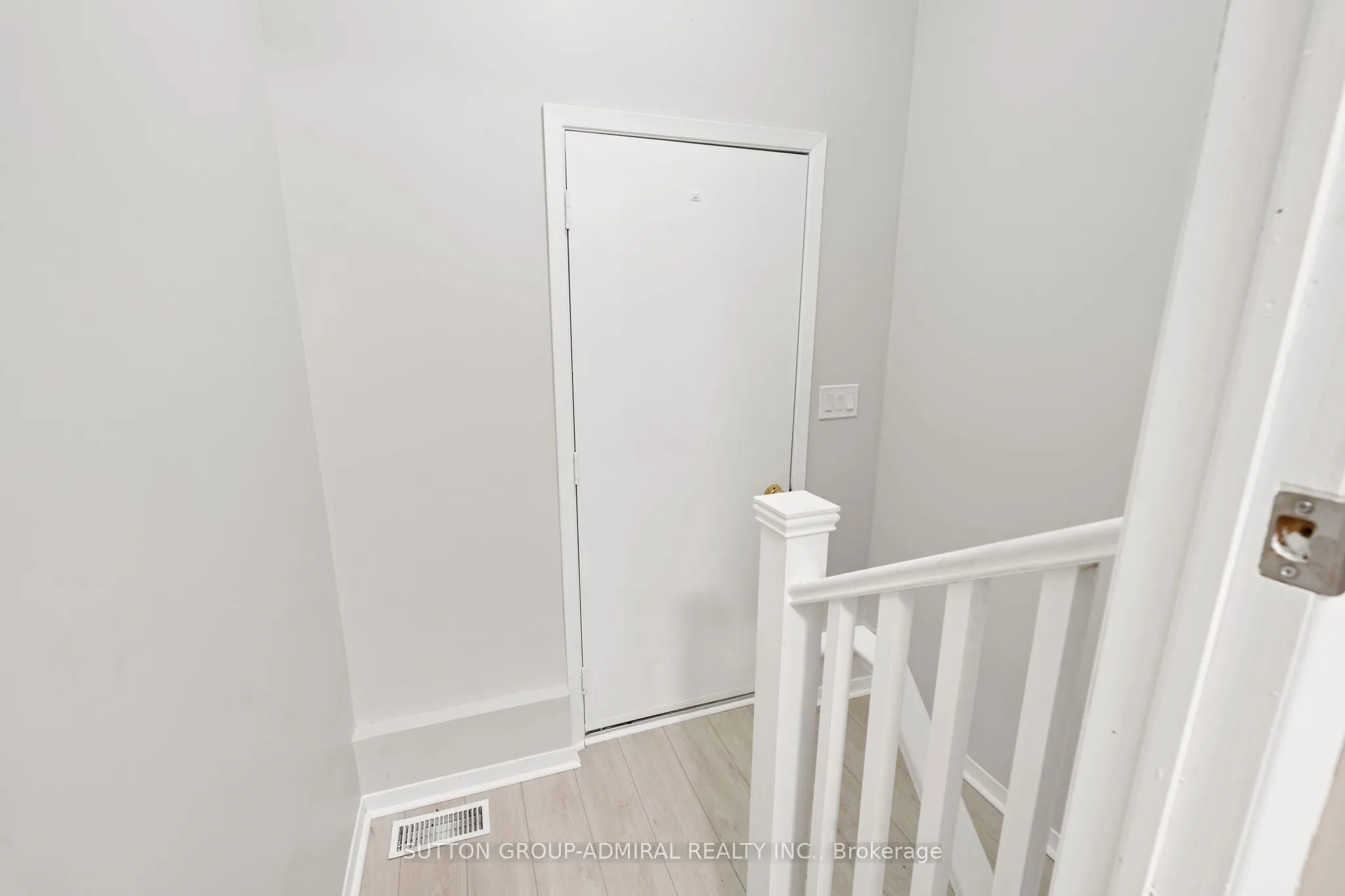 821 Bridle Path Crescent