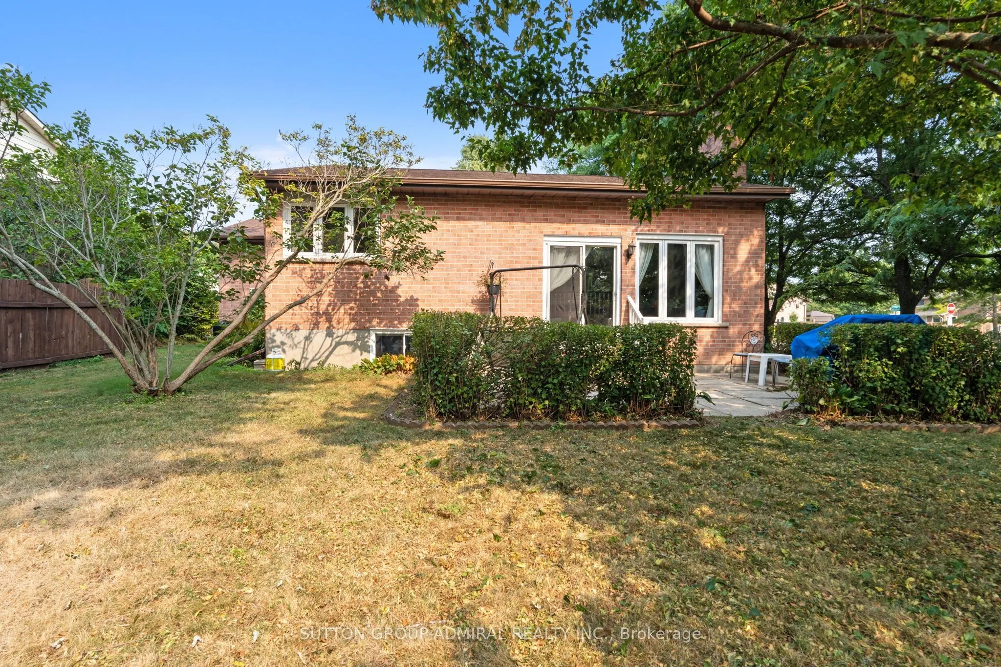 821 Bridle Path Crescent