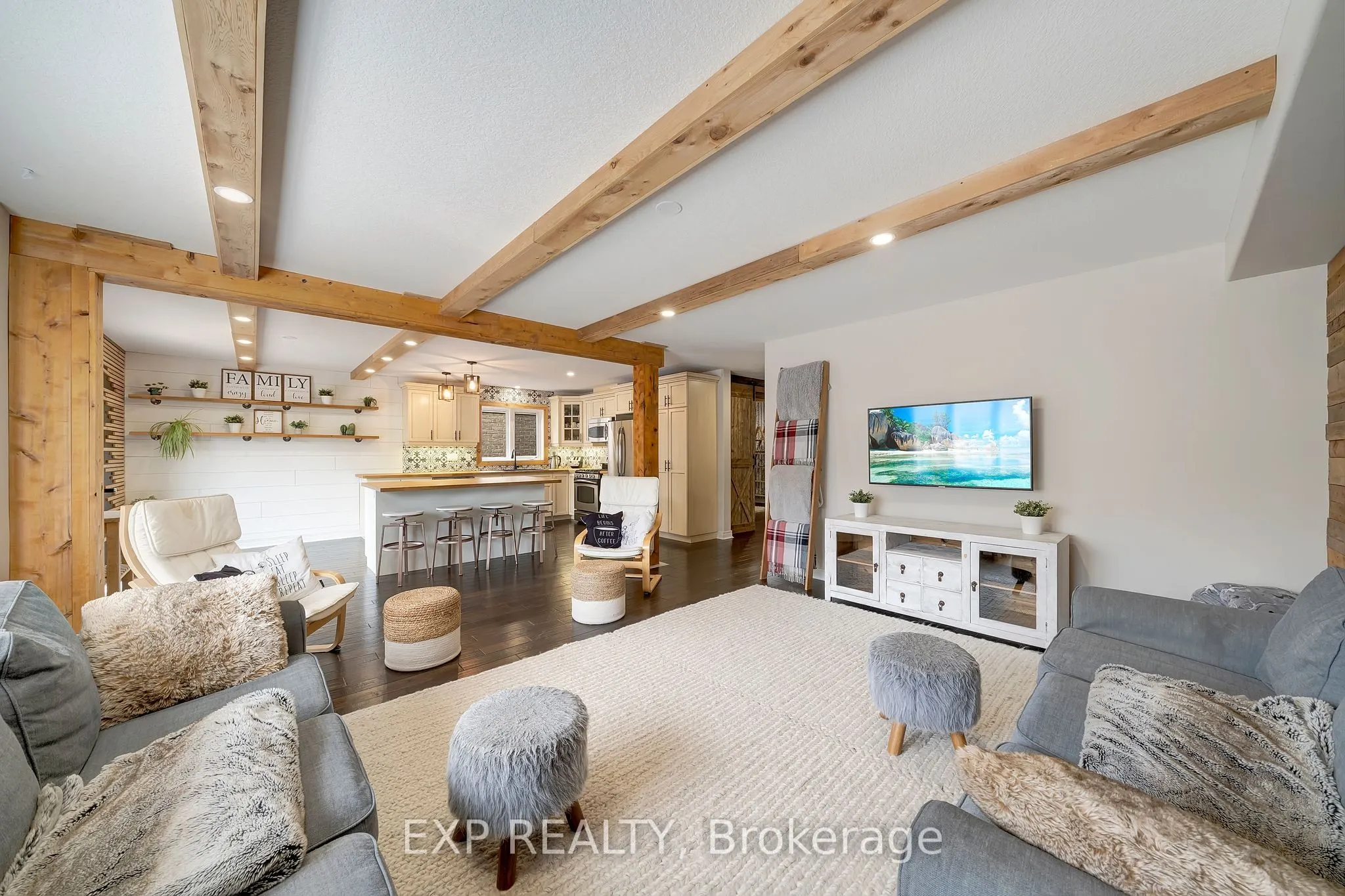 4882 Allan Court