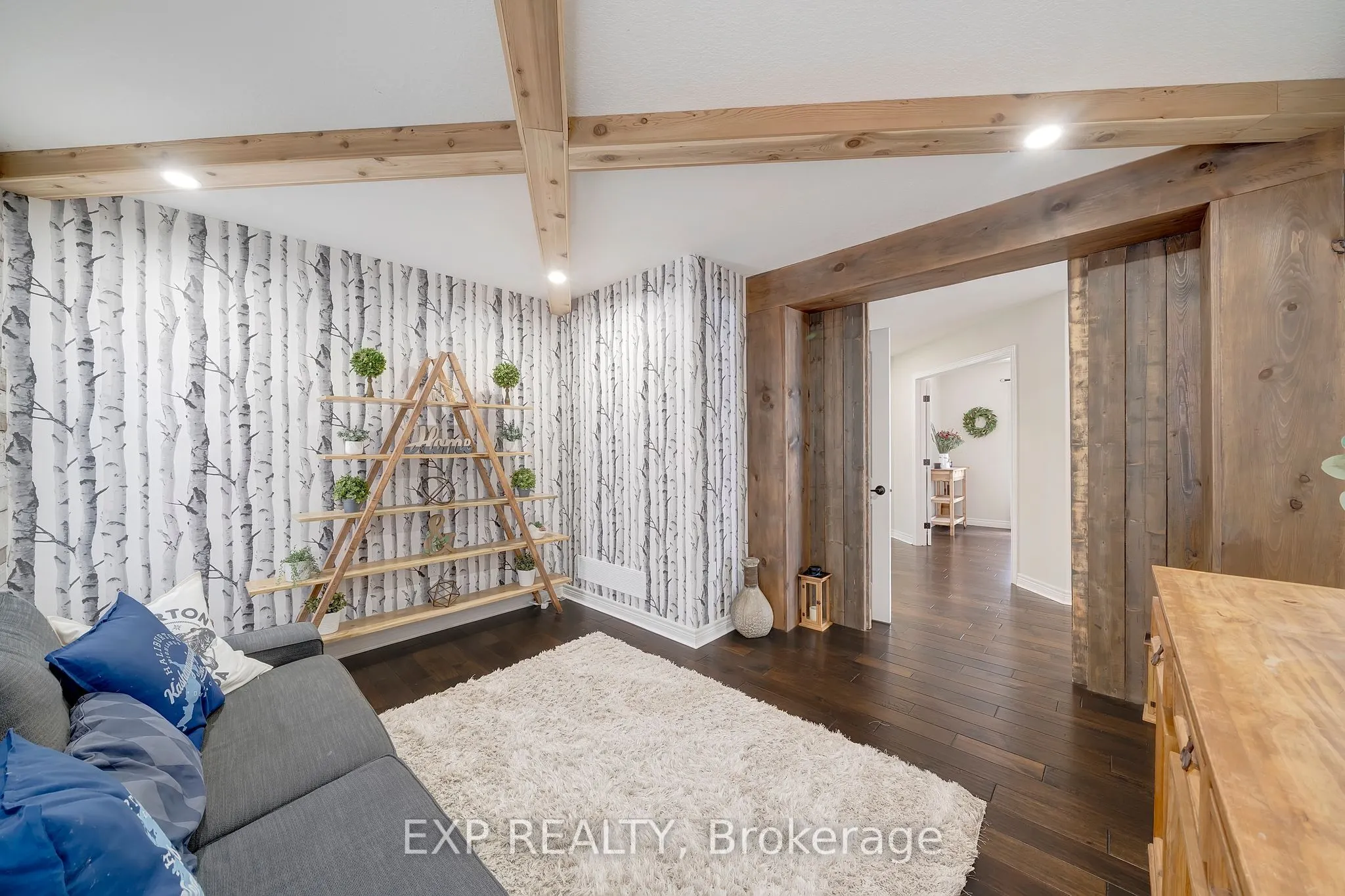 4882 Allan Court