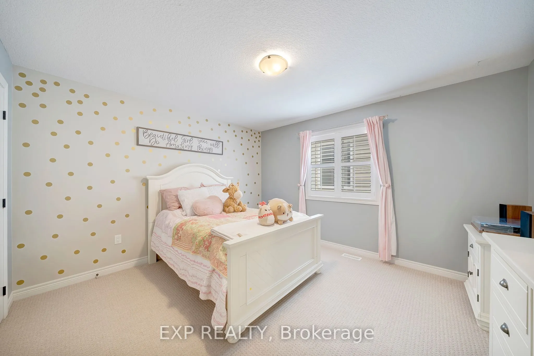 4882 Allan Court