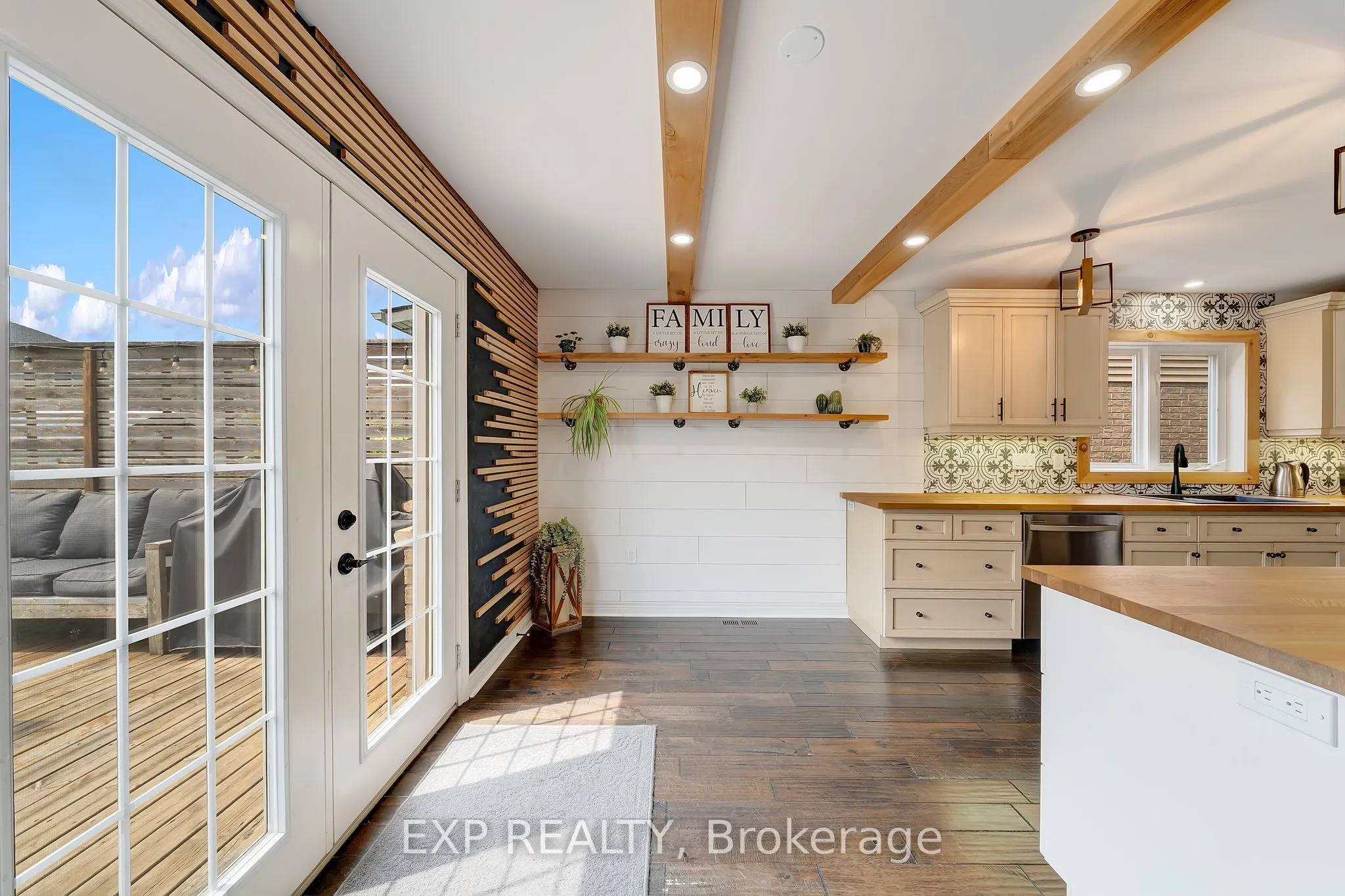 4882 Allan Court