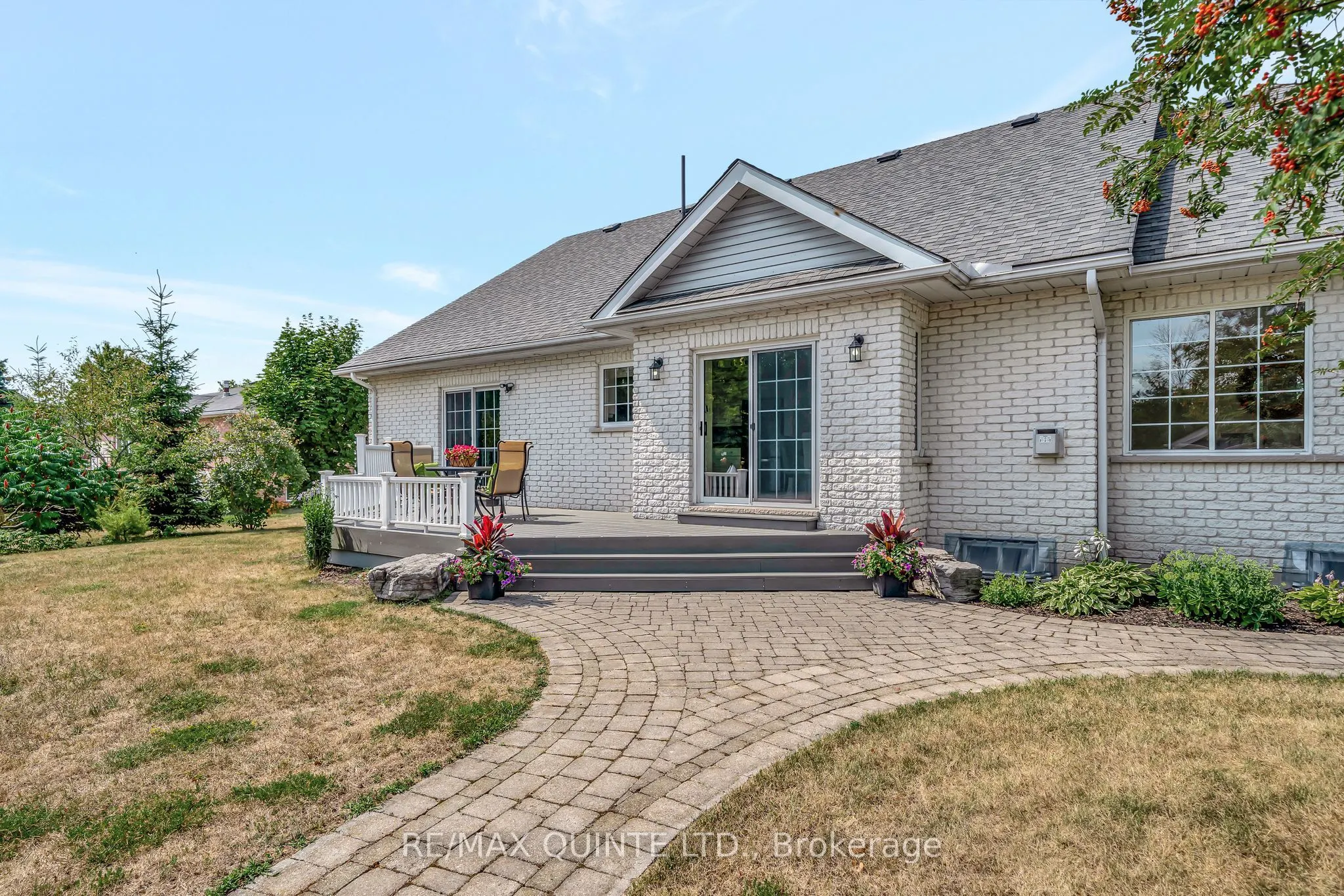 31 Bay Breeze Street