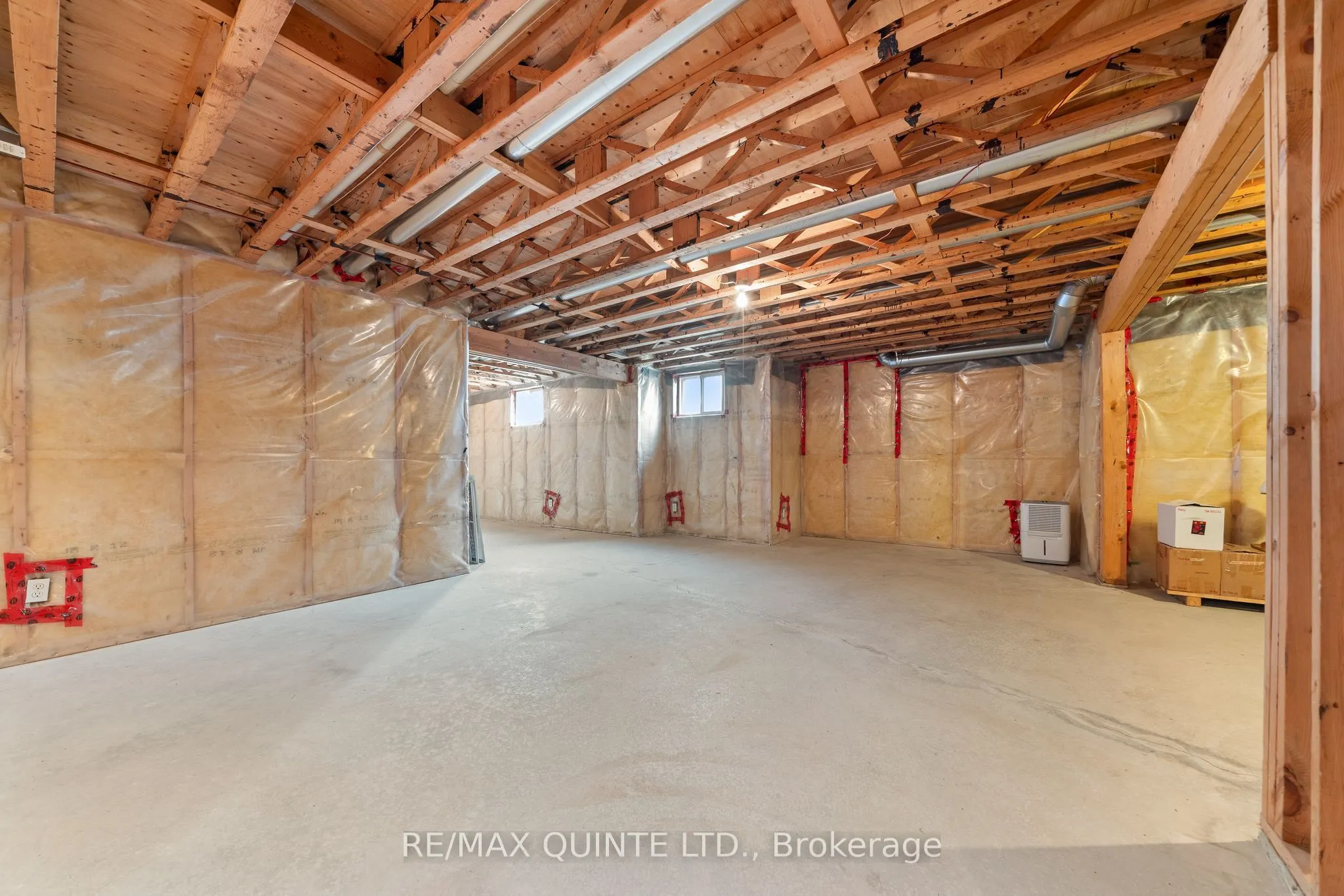 31 Bay Breeze Street