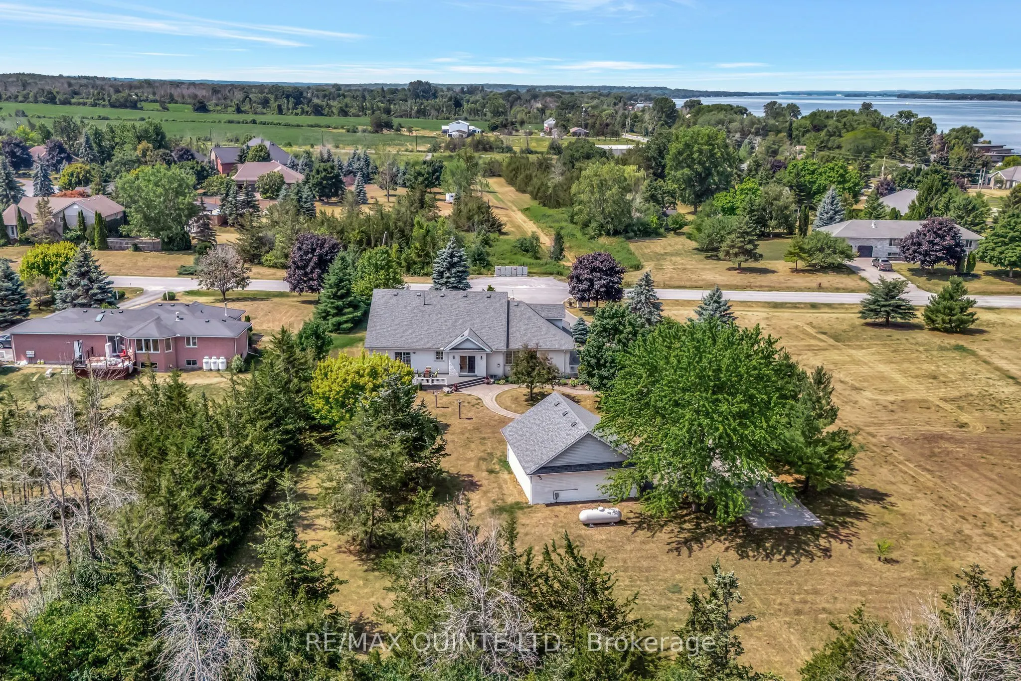 31 Bay Breeze Street