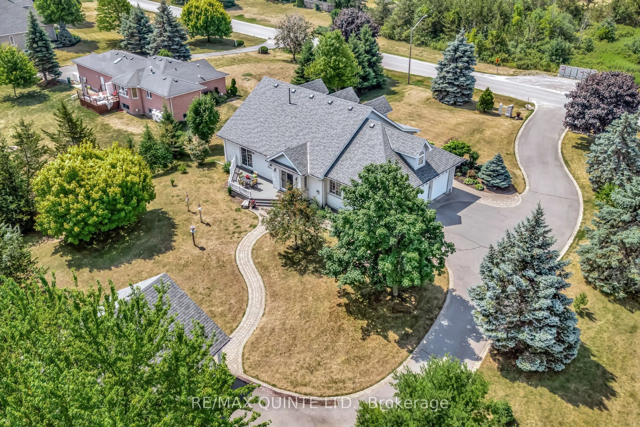 31 Bay Breeze Street