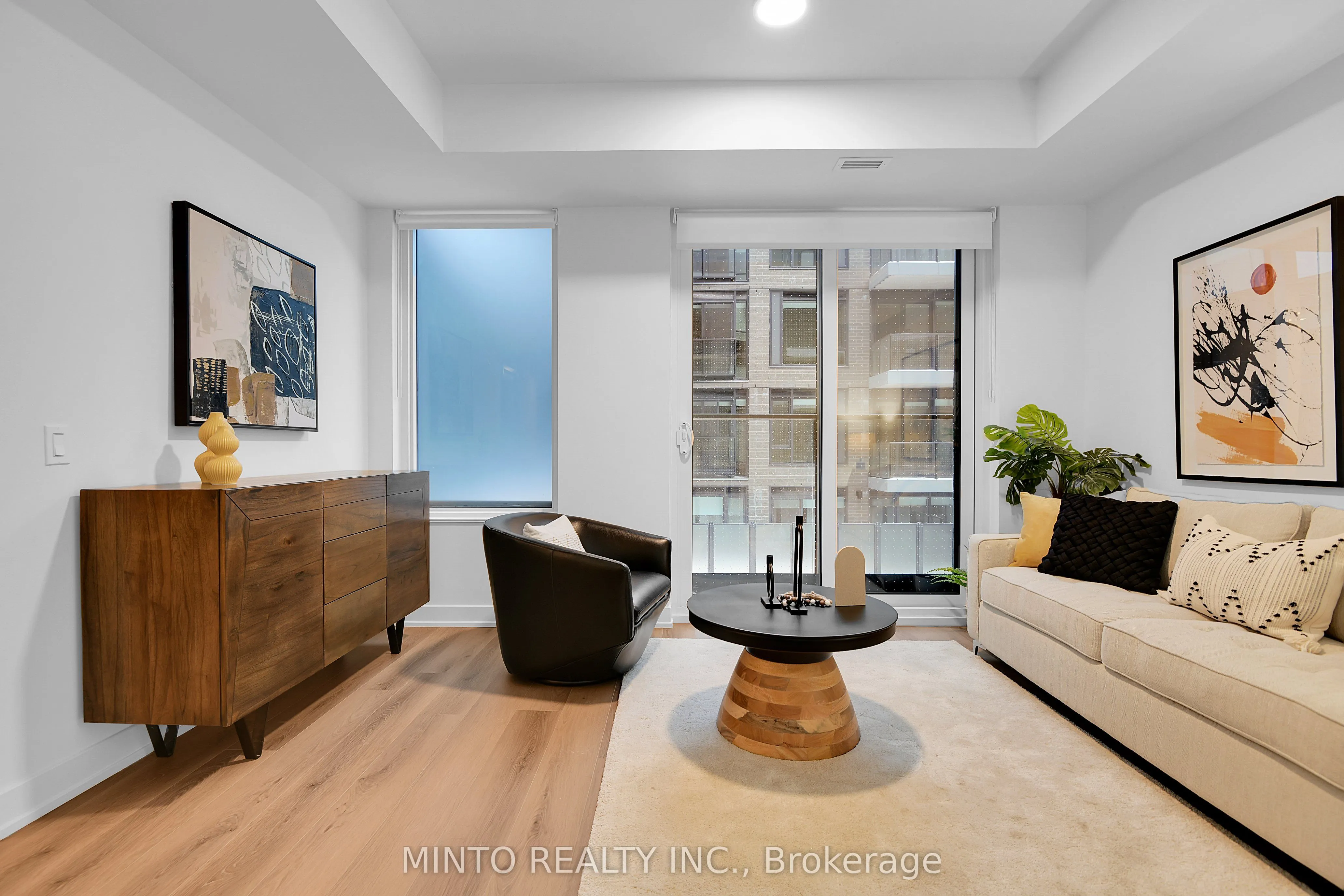 88 Beechwood Avenue, #301