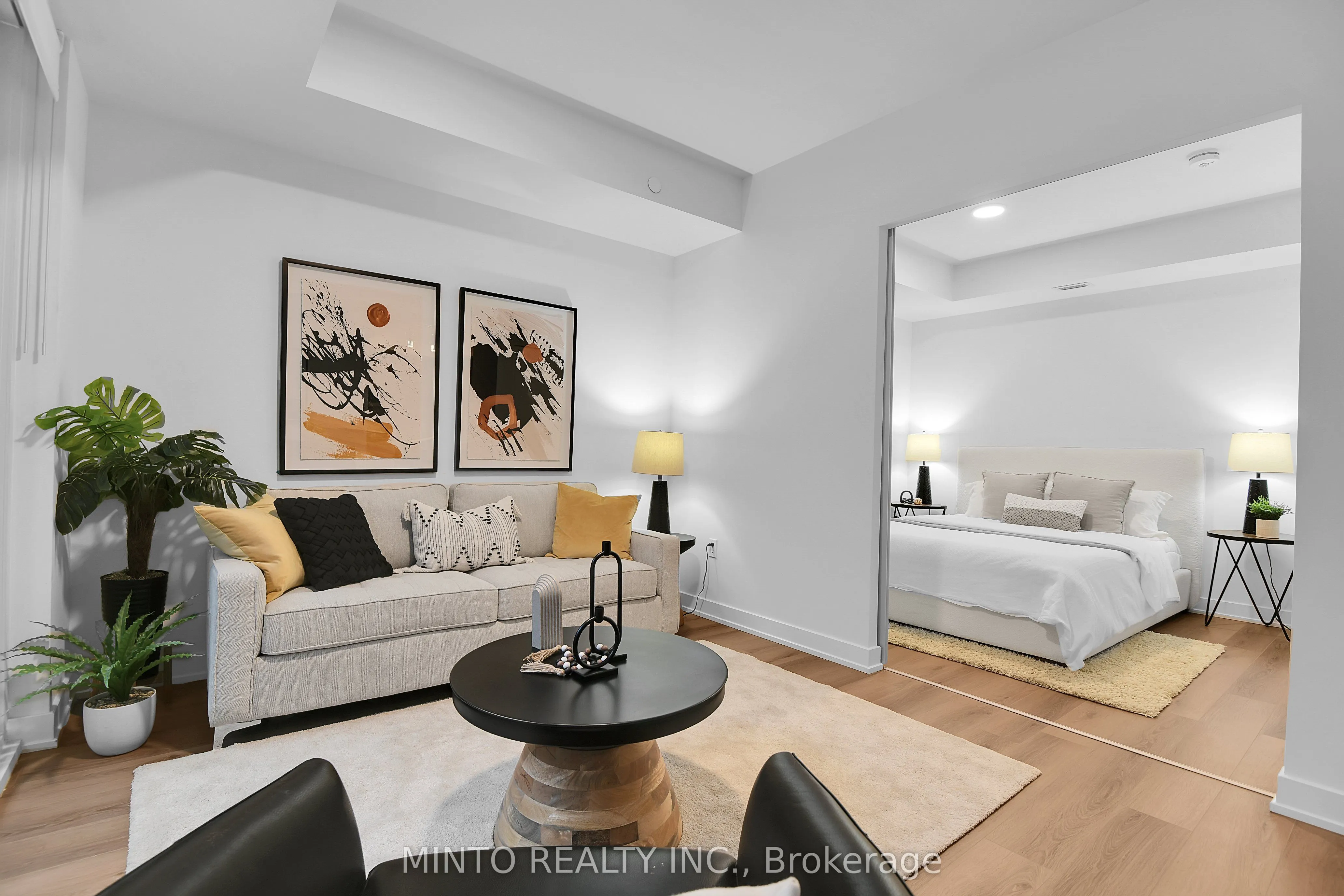 88 Beechwood Avenue, #301