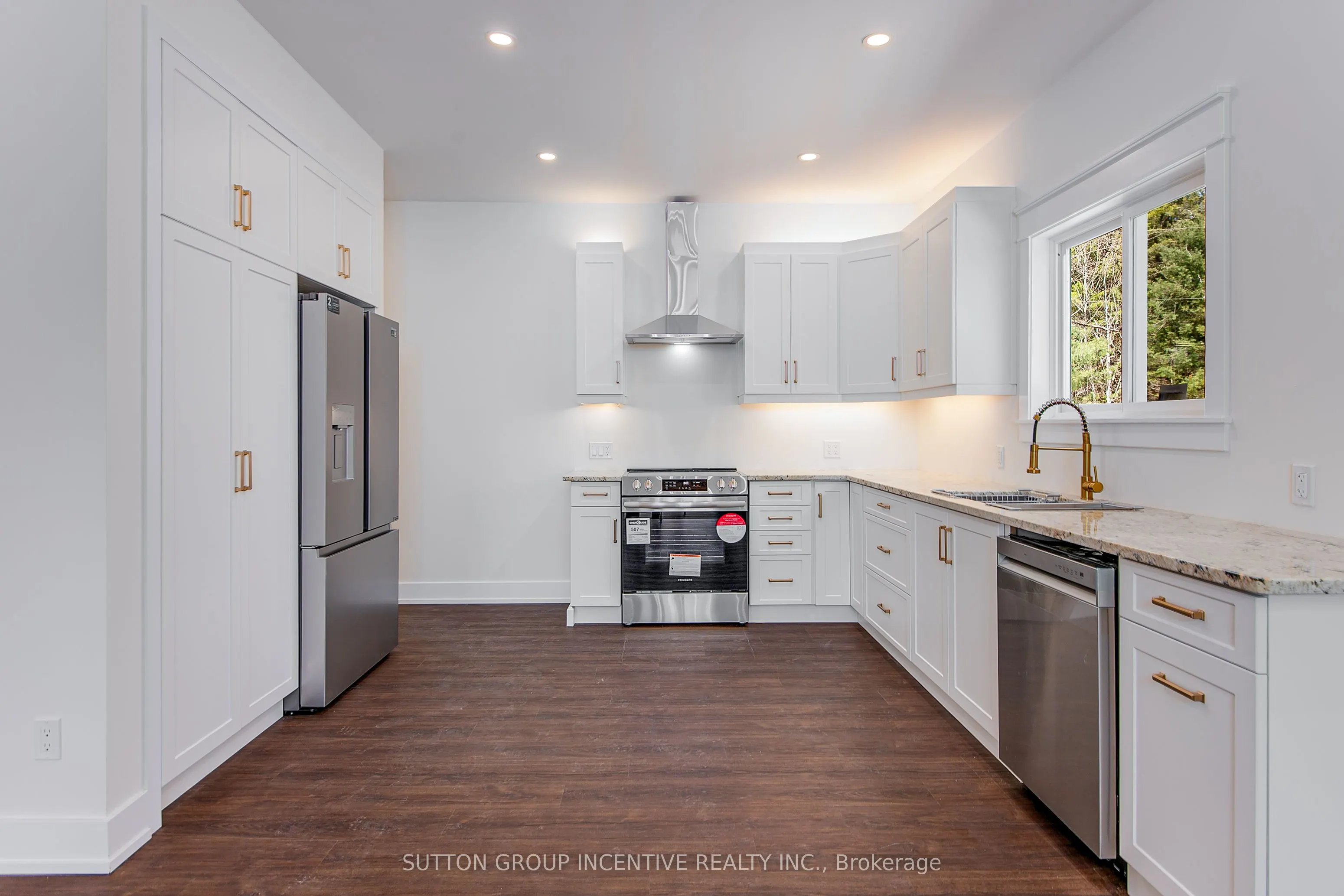 26 MCLEISH Drive