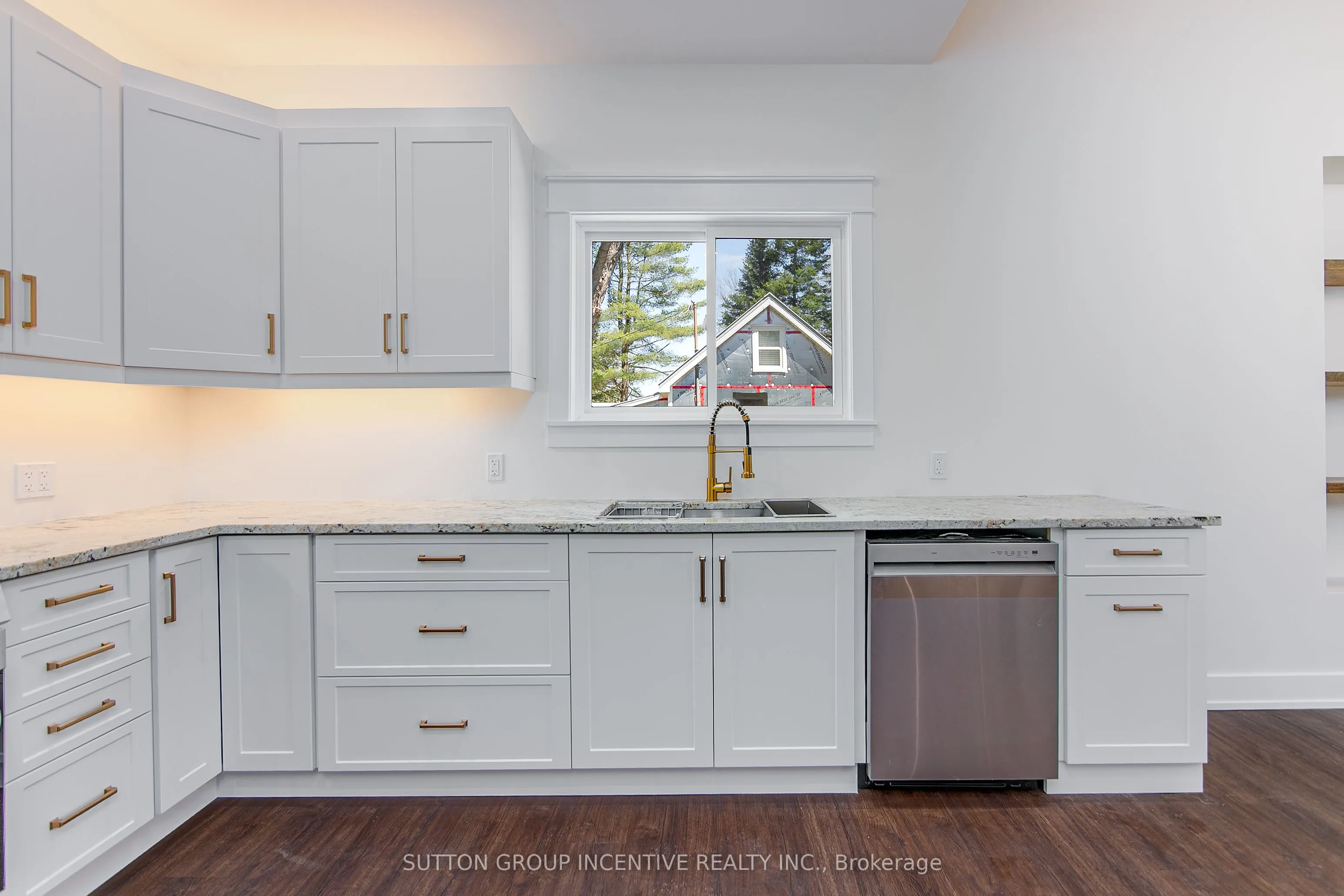 26 MCLEISH Drive