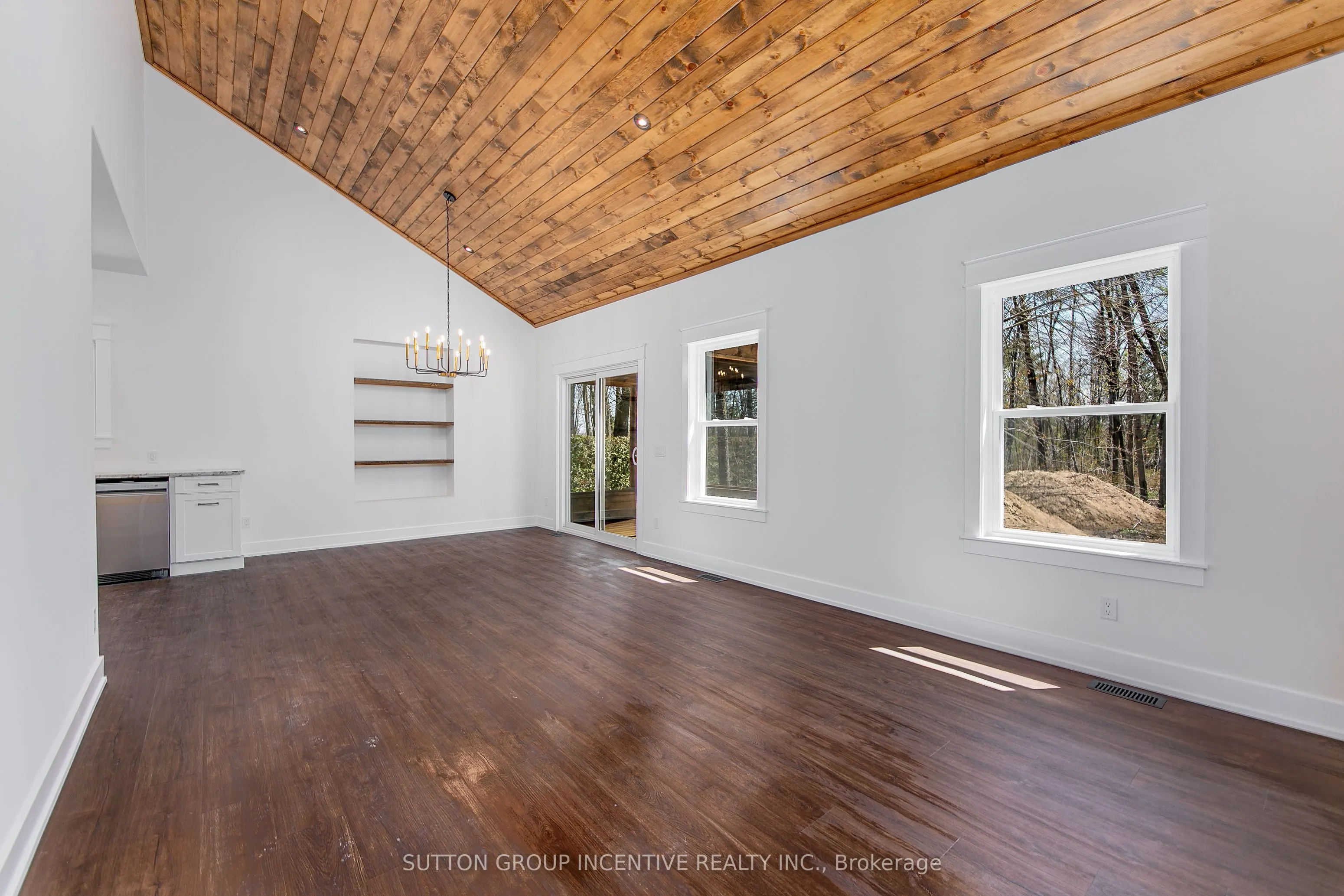 26 MCLEISH Drive