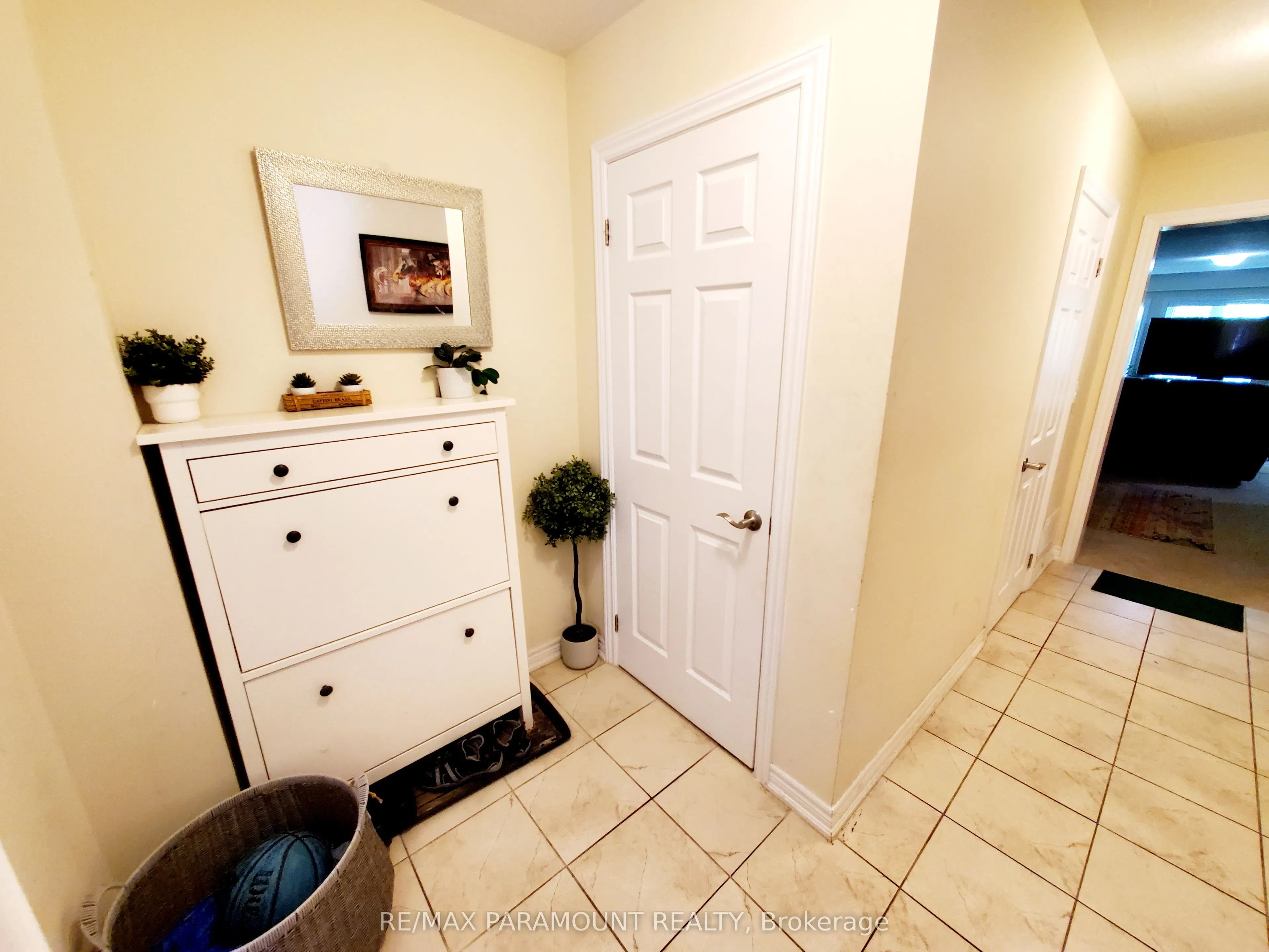 570 Linden Drive, #20