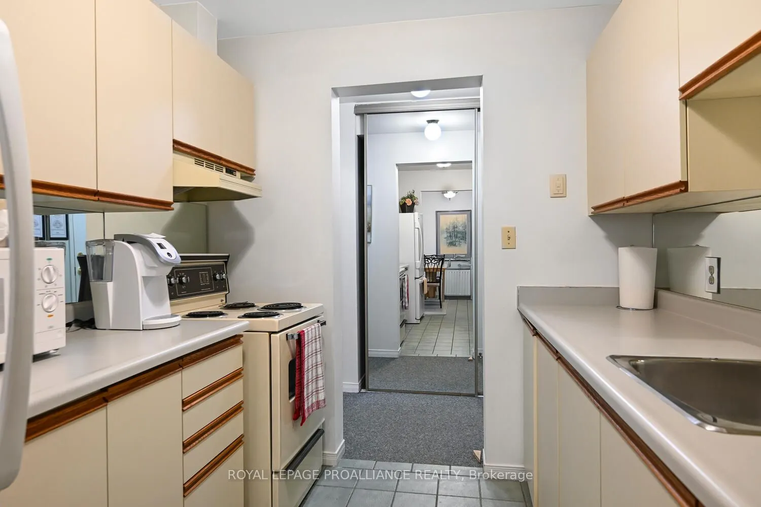 1100 Millwood Avenue, #204