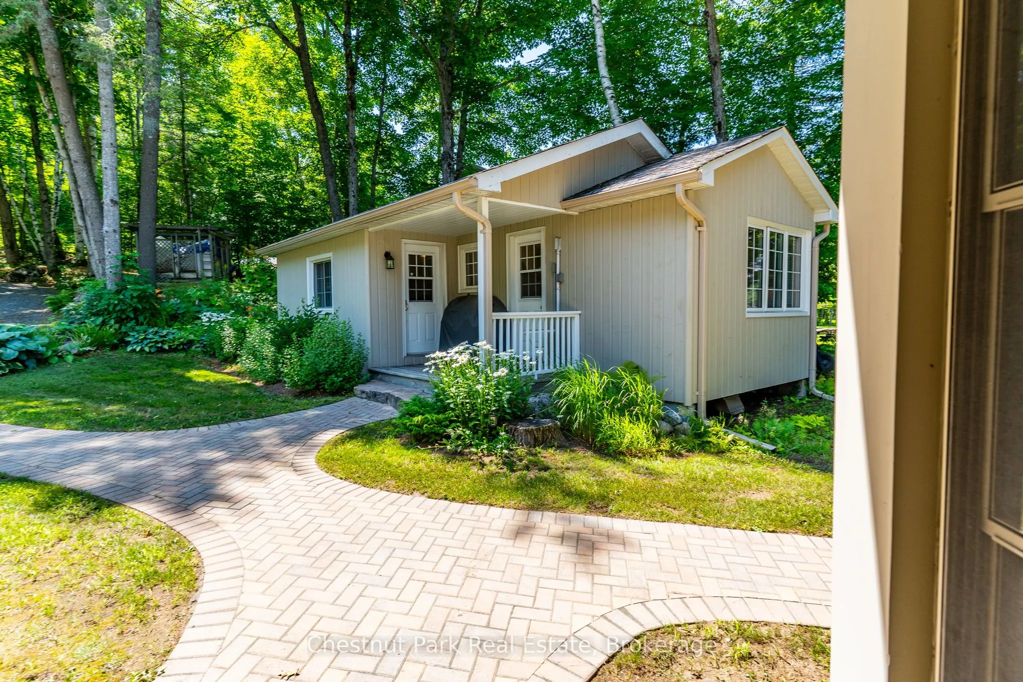 1142 McCracken's Lane