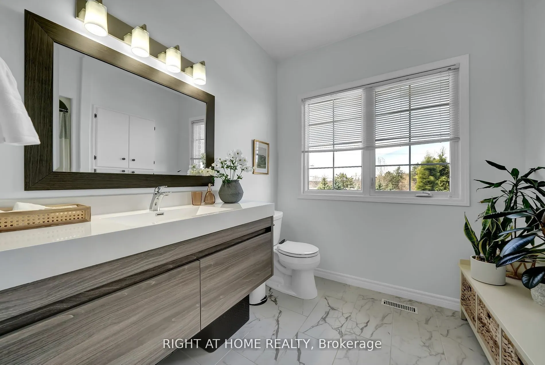 47 Meadowland Drive