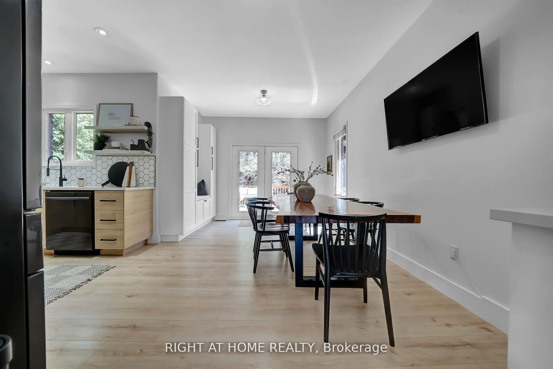 47 Meadowland Drive