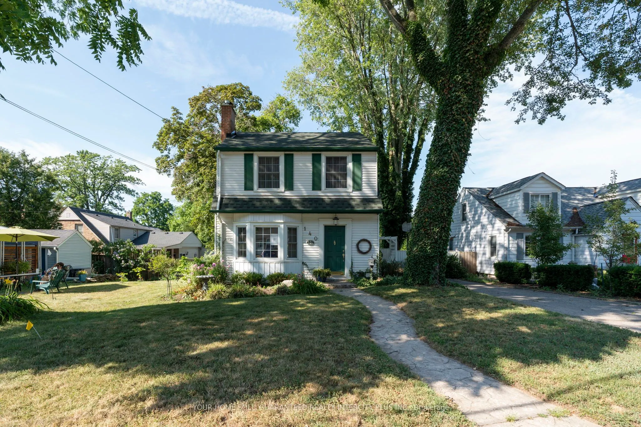 140 Main Street W