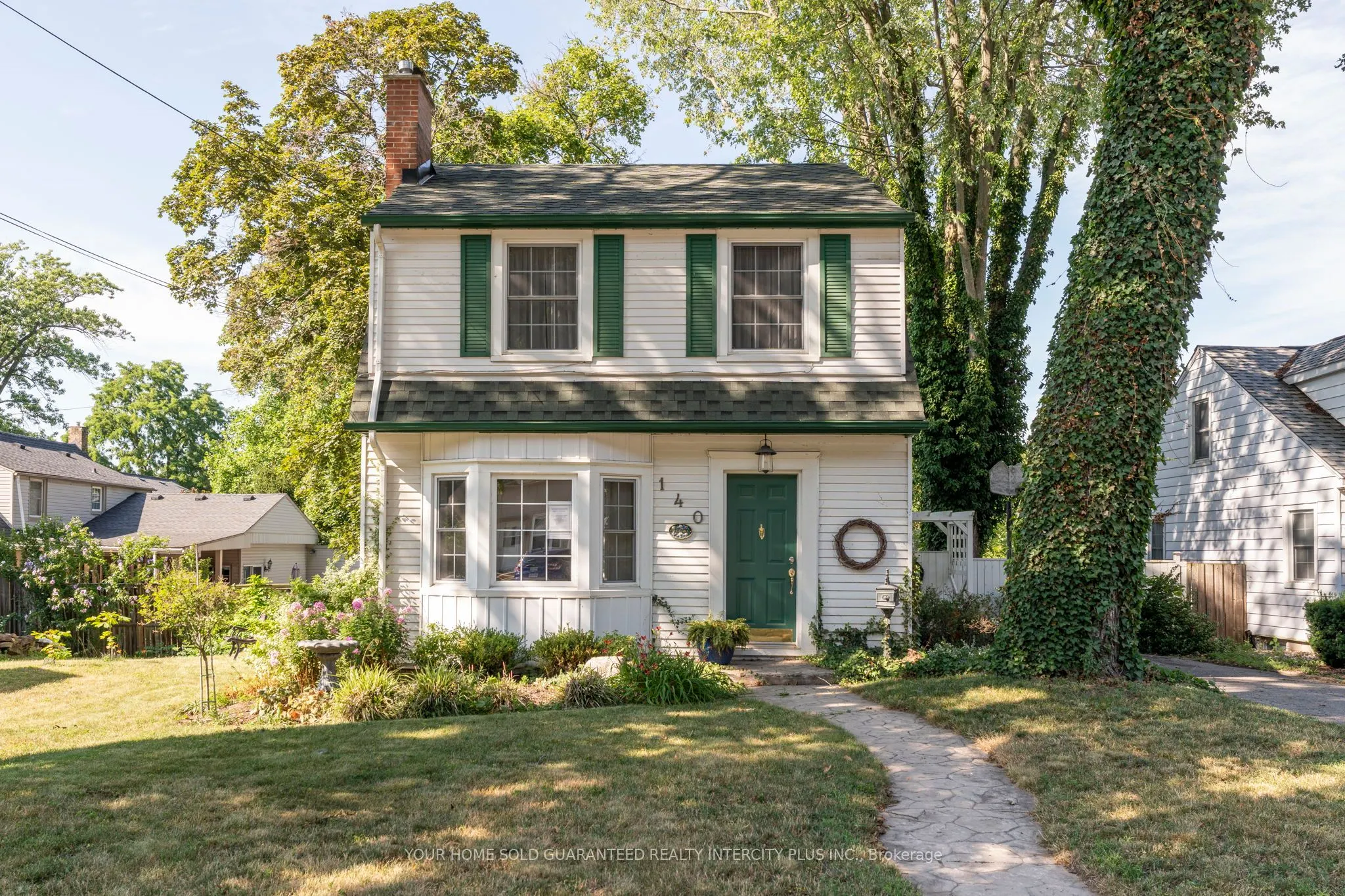 140 Main Street W
