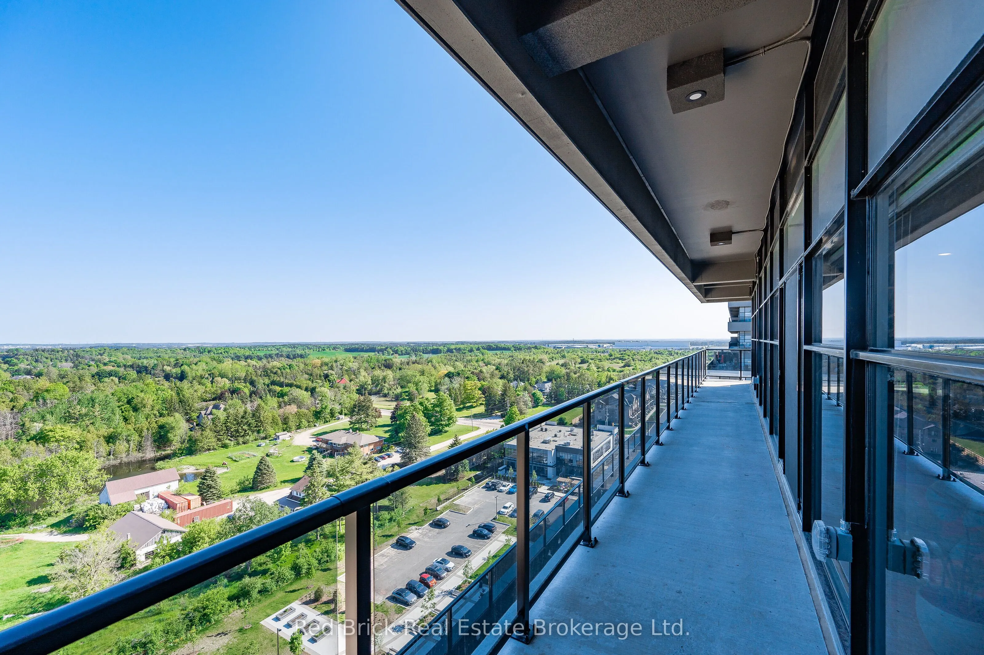 1880 GORDON Street, #805
