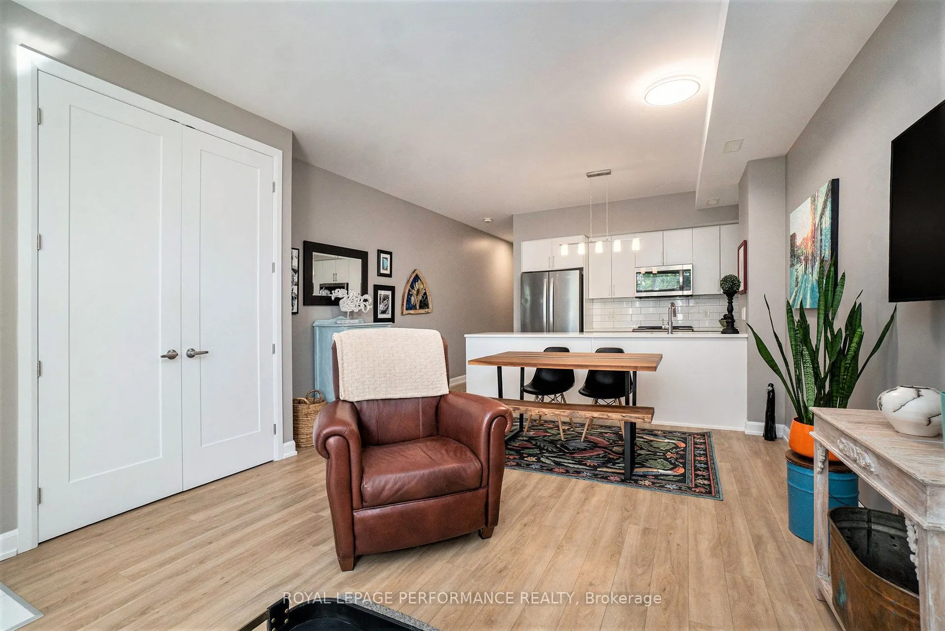 509 Gladstone Avenue, #1