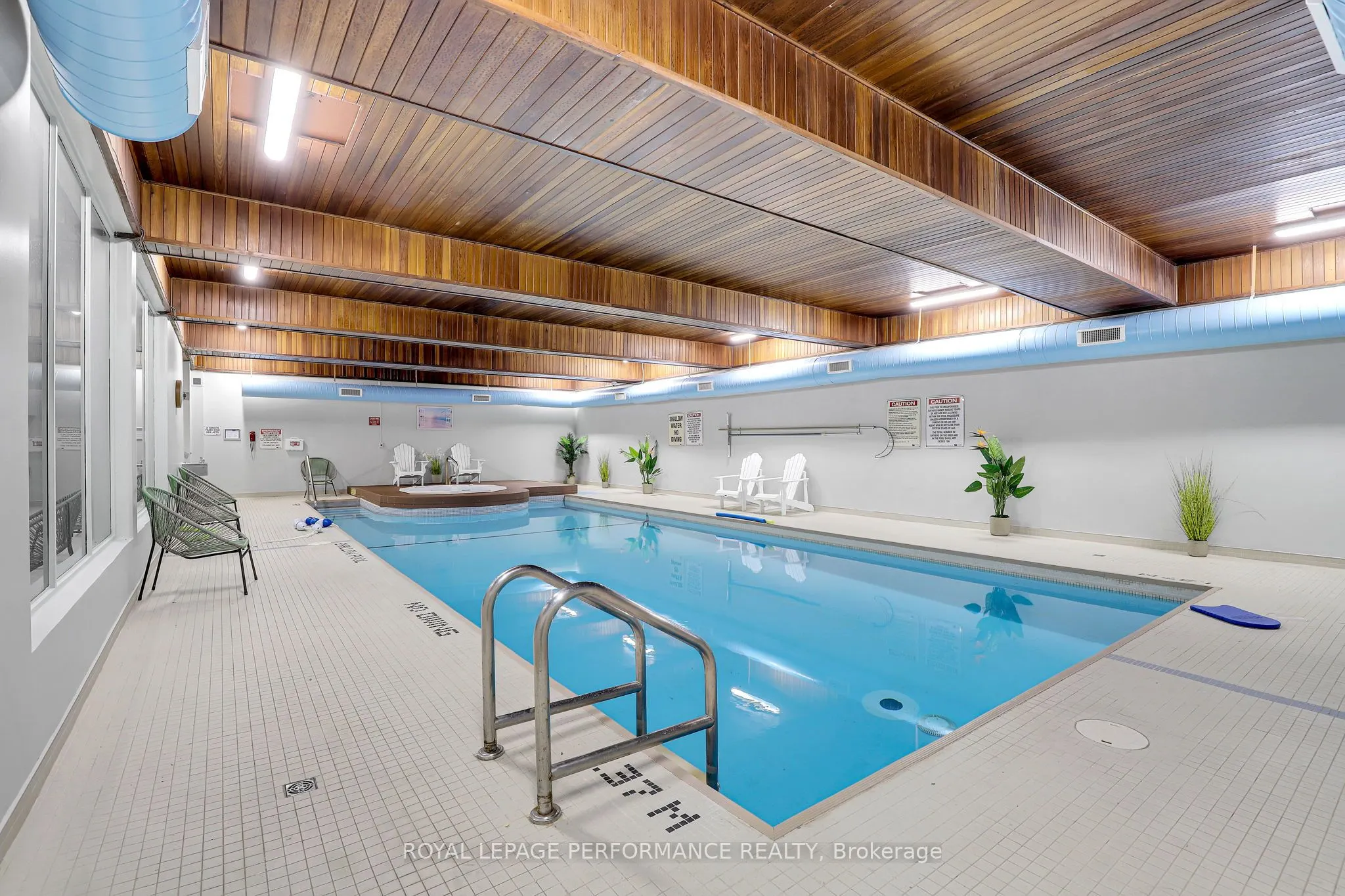 470 Laurier Avenue W, #501