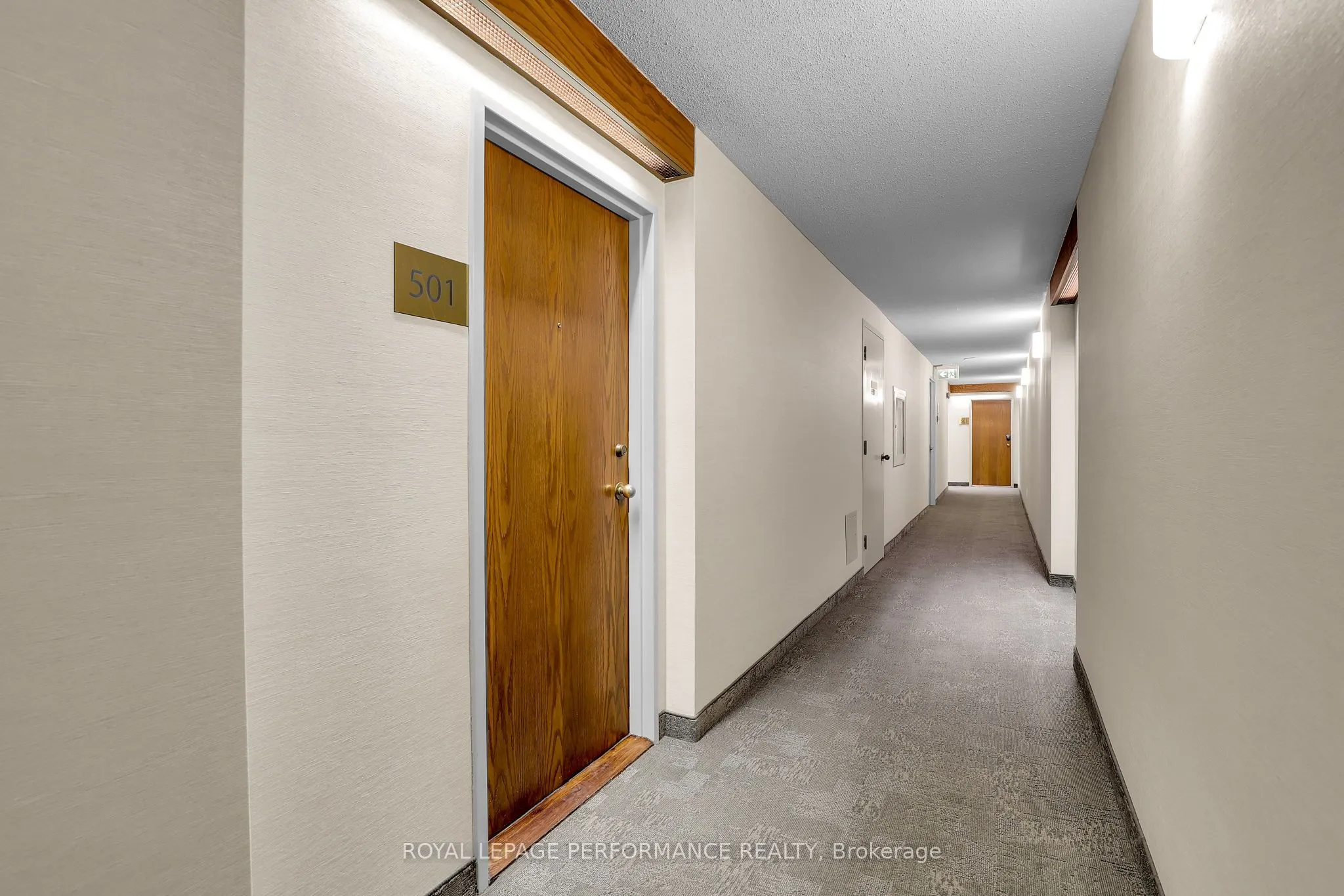 470 Laurier Avenue W, #501