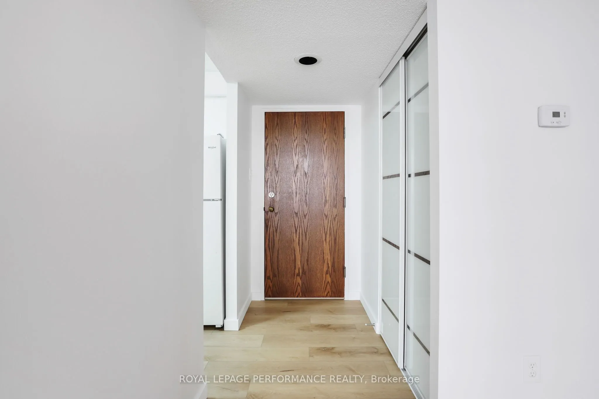 470 Laurier Avenue W, #501