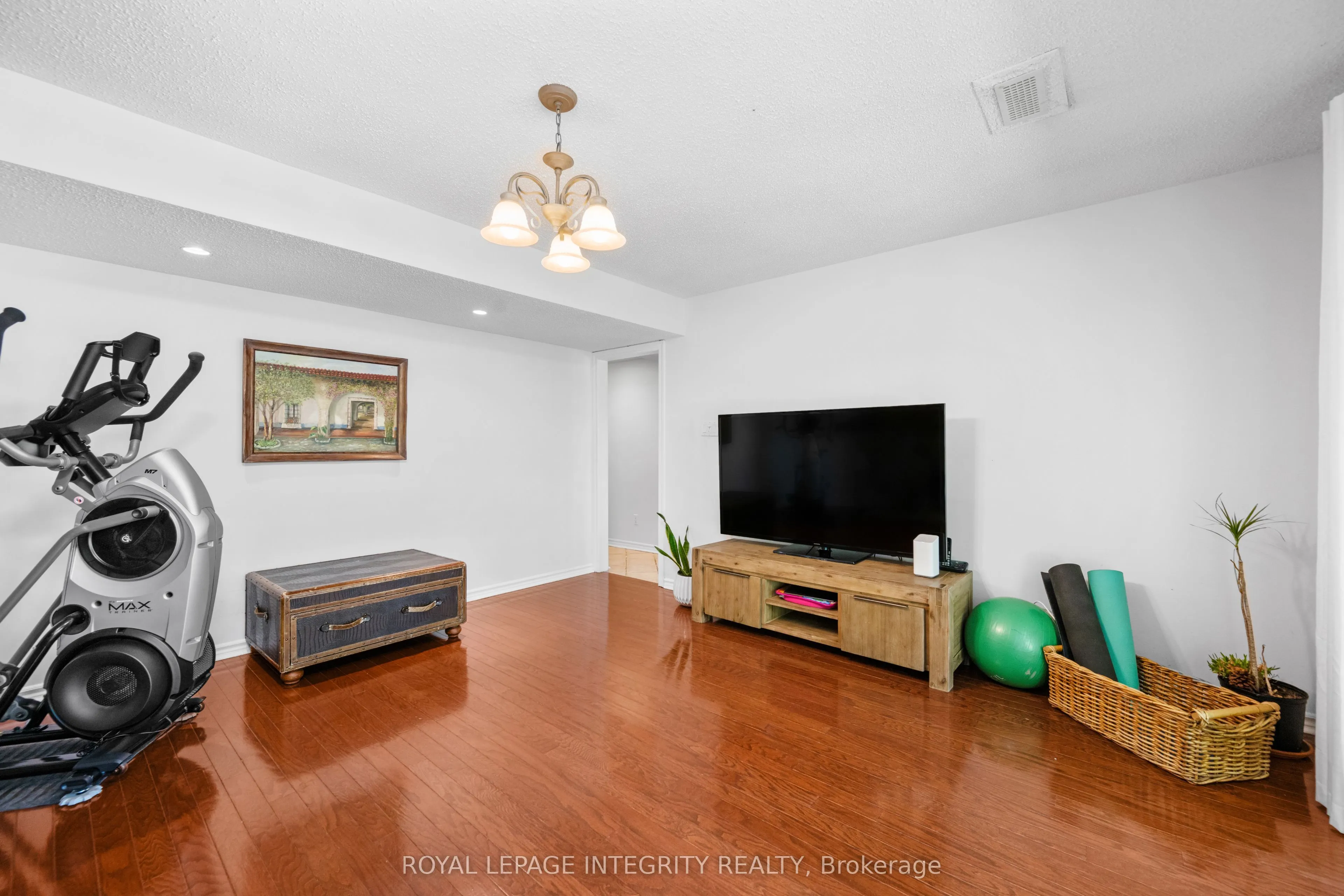 3 Briarcliffe Drive
