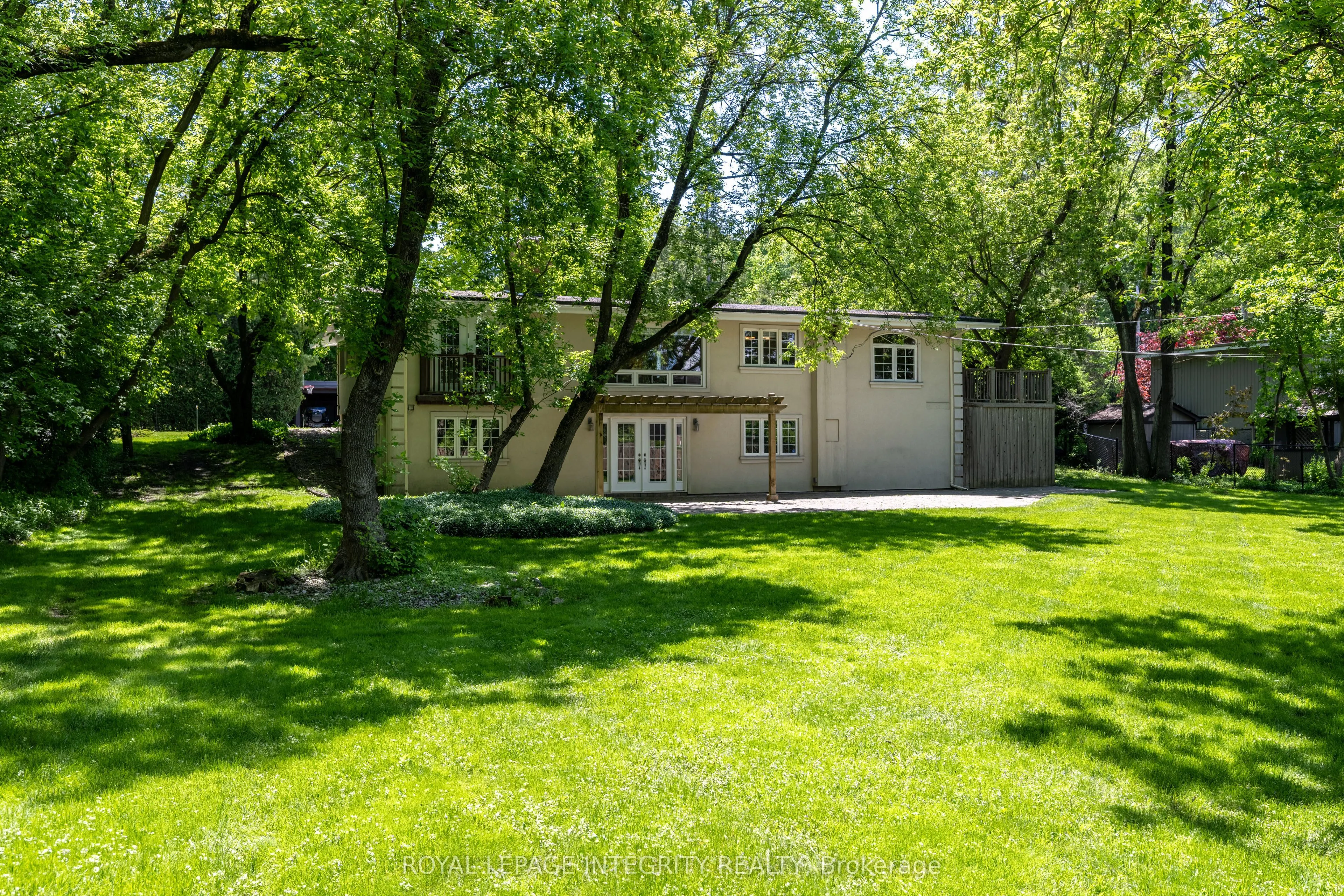 3 Briarcliffe Drive
