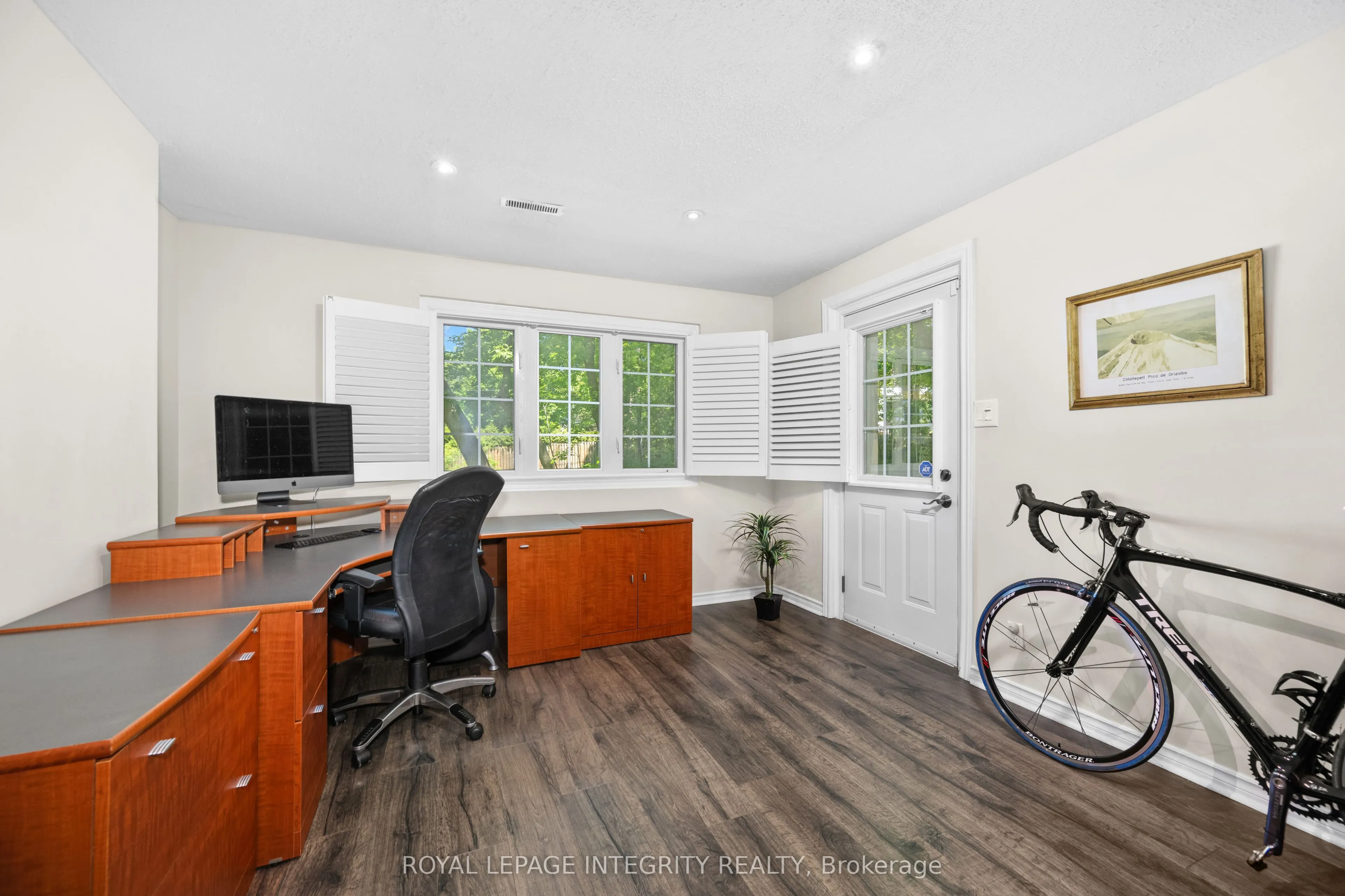 3 Briarcliffe Drive