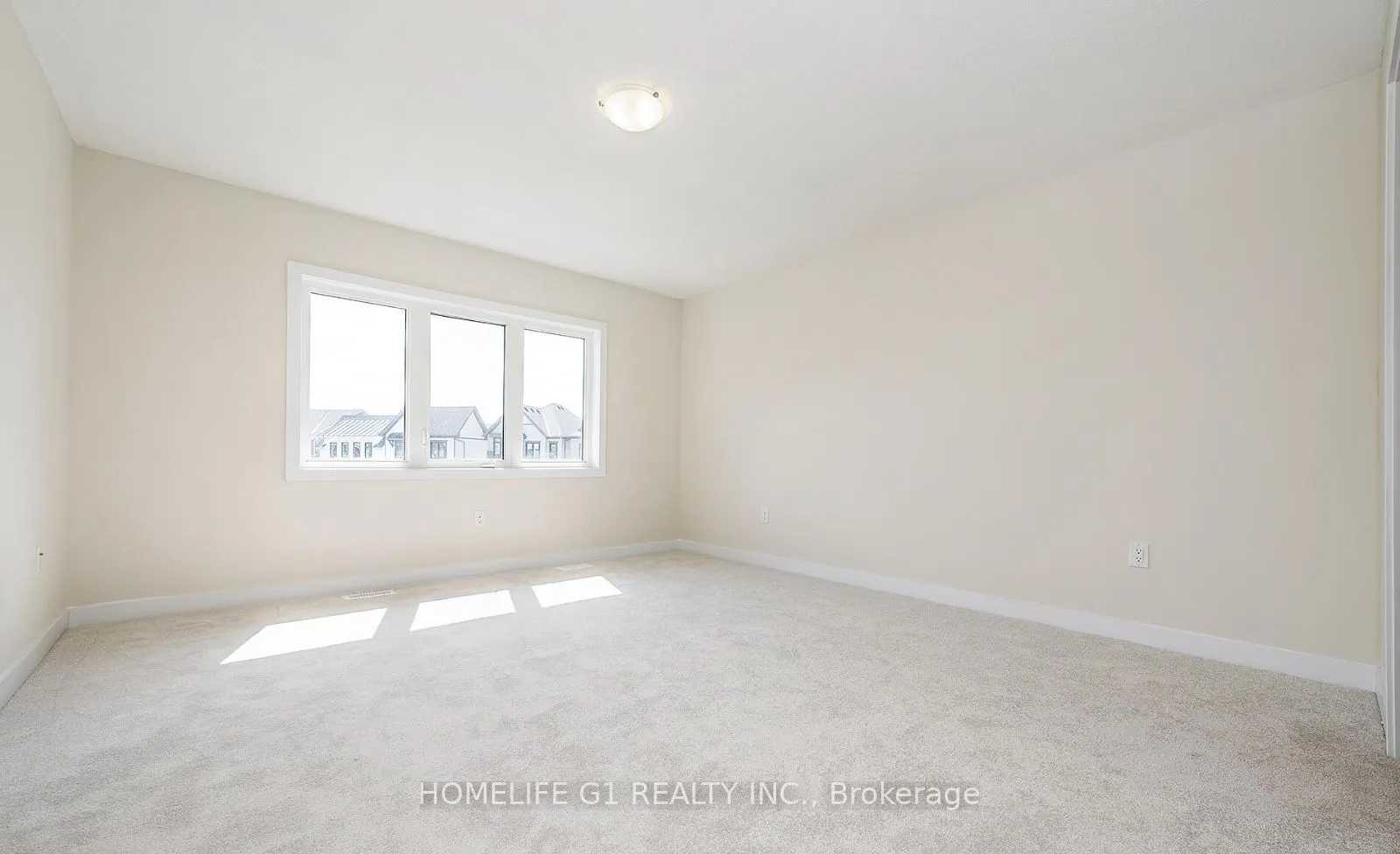 72 Feather Road