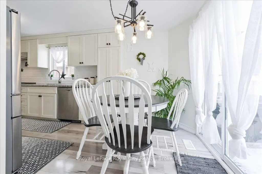 164 Tait Crescent